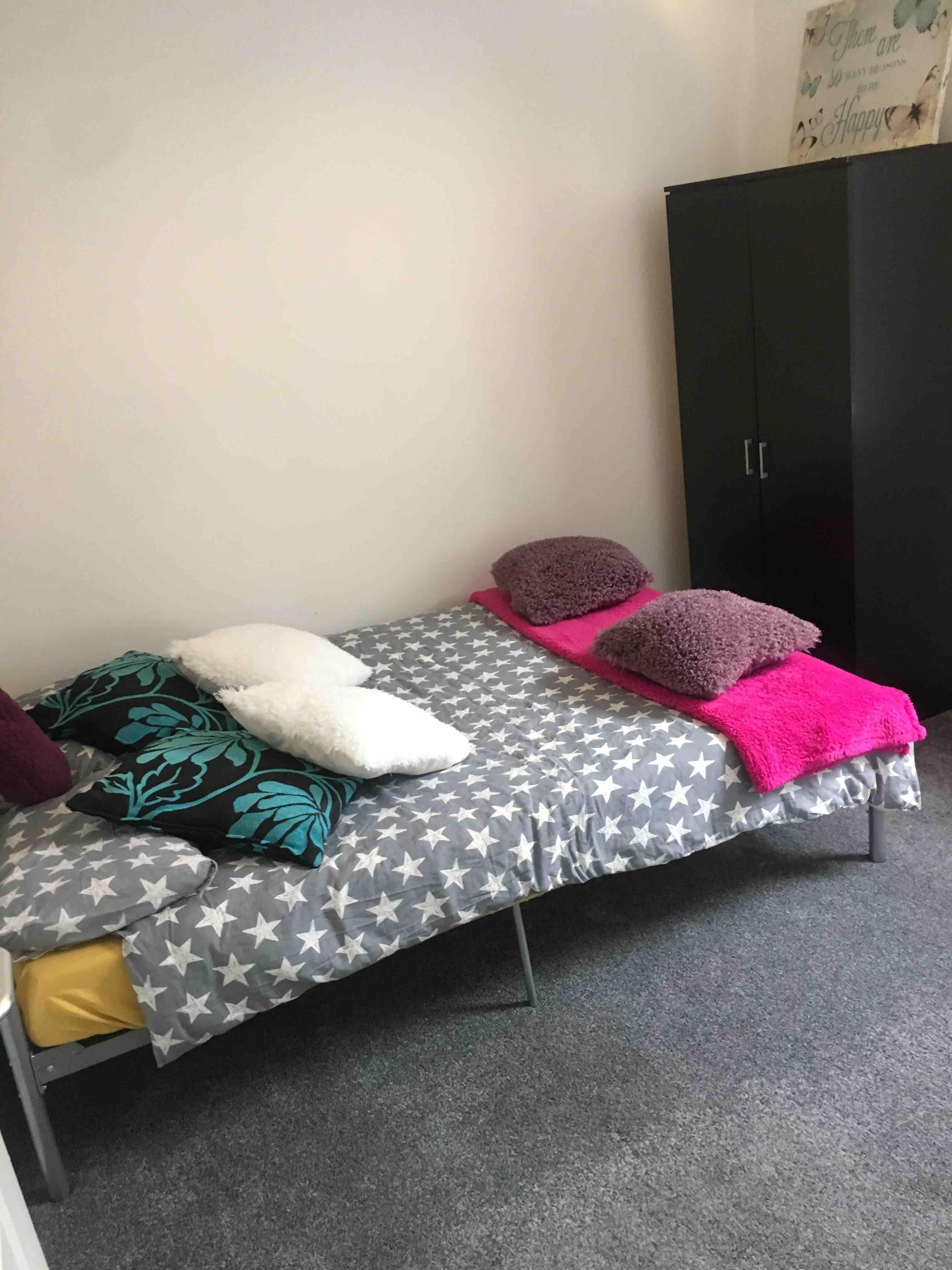  RoomsLocal image