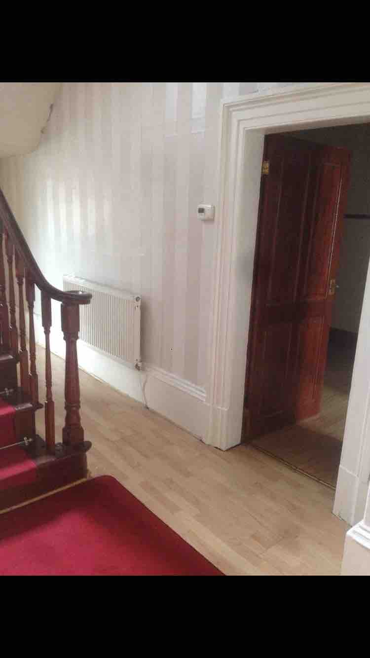 5 bed house rooms to rent RoomsLocal image