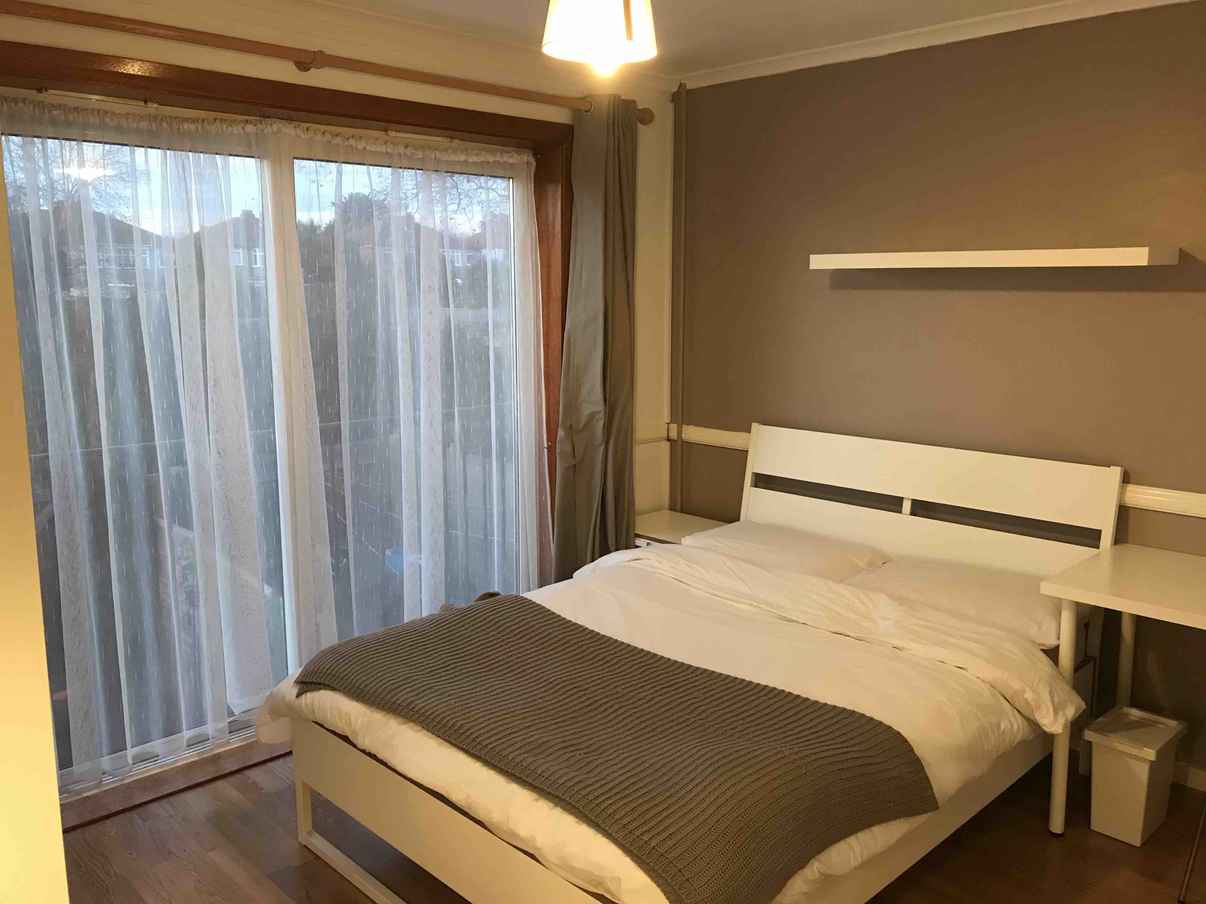 1 room in Greenford, UB6 0SS RoomsLocal image