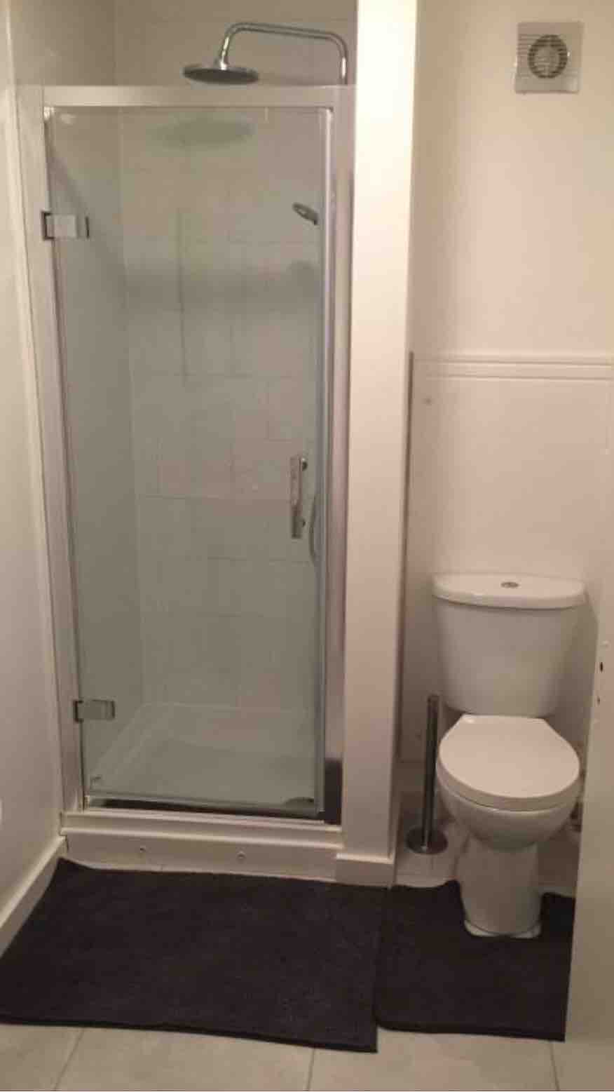 1 room in Greenford, UB6 0SS RoomsLocal image