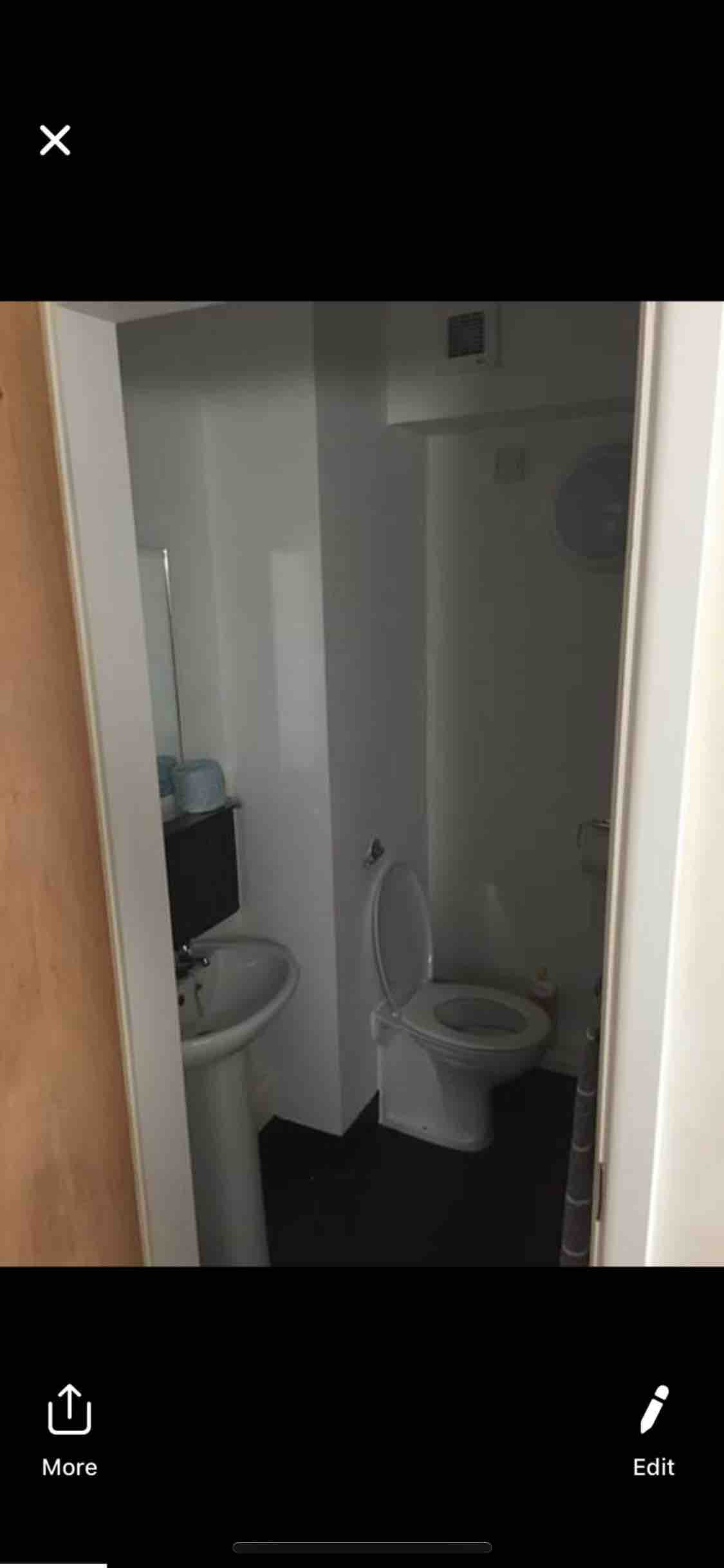  RoomsLocal image