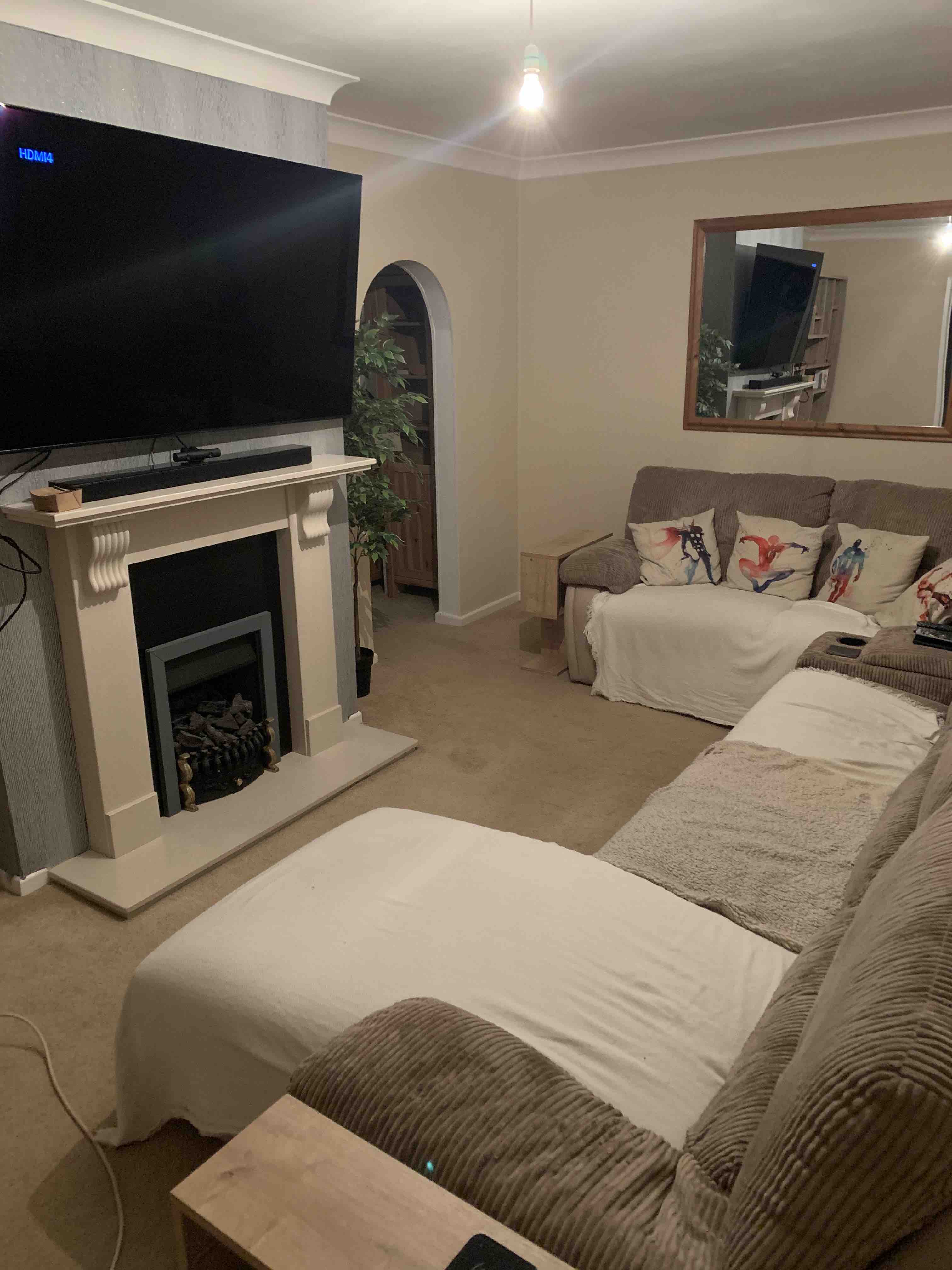 1 habitación en Crawley, RH11 7JG RoomsLocal image
