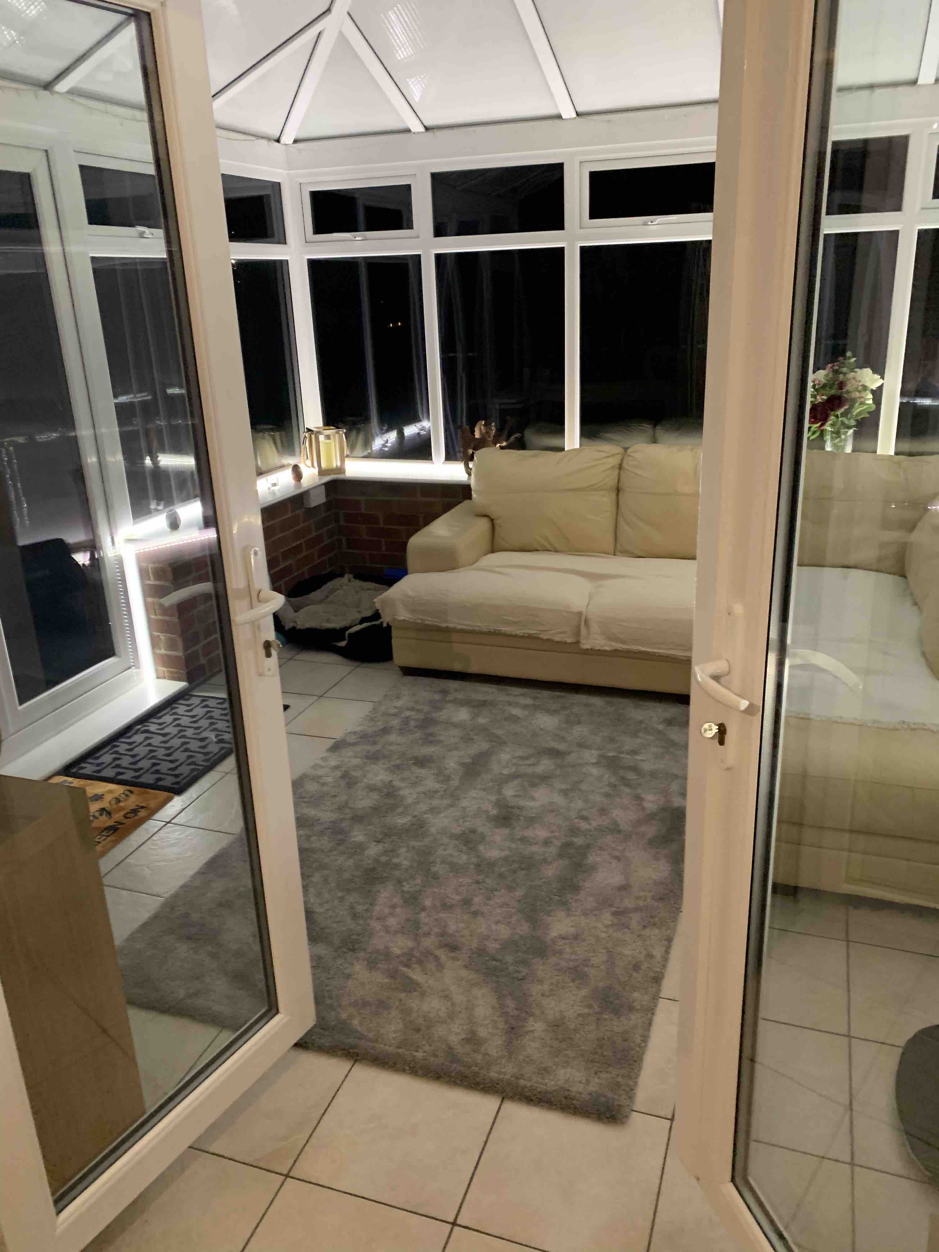1 habitación en Crawley, RH11 7JG RoomsLocal image