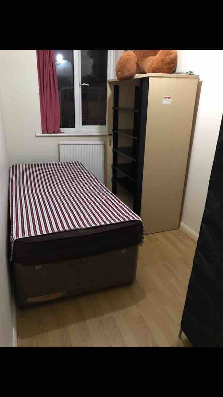  RoomsLocal image