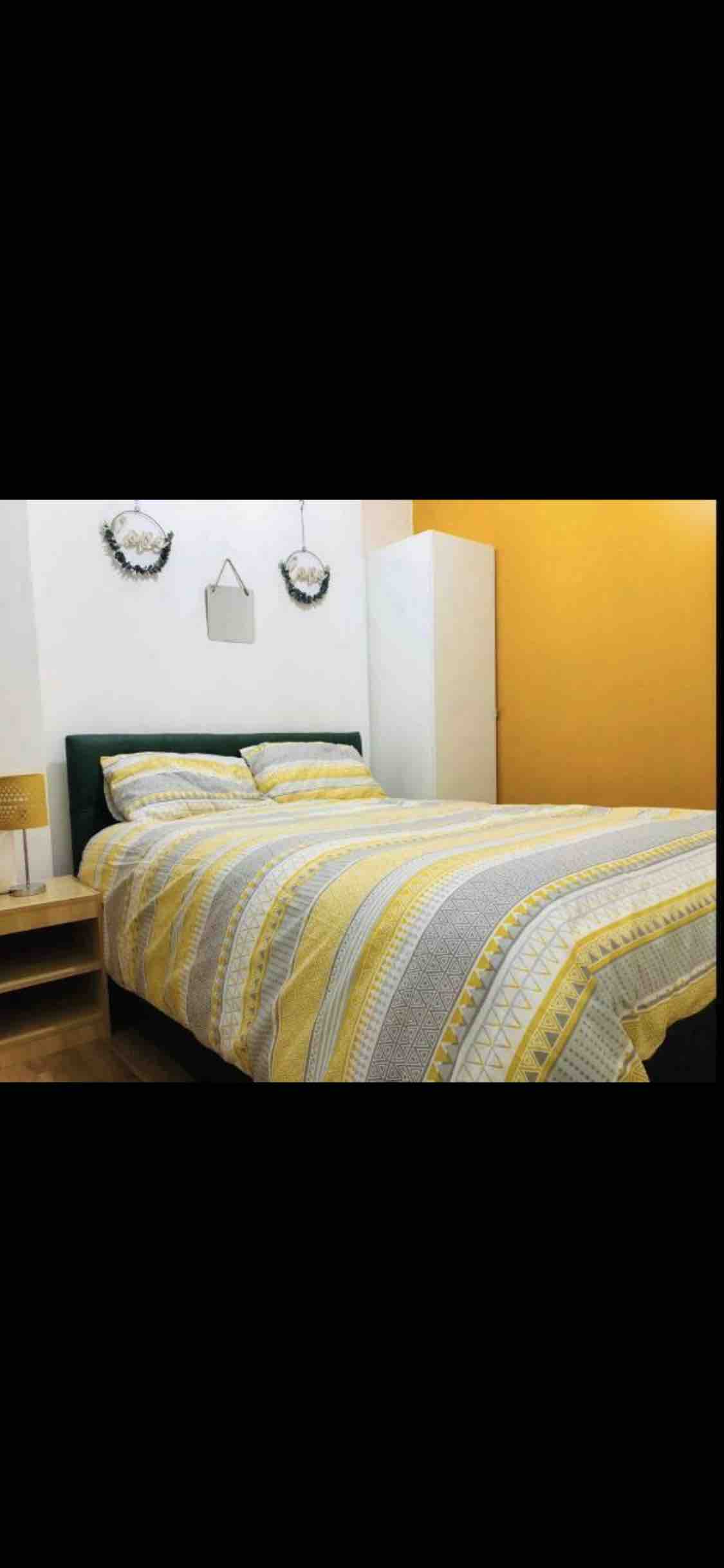 Room to Rent RoomsLocal image