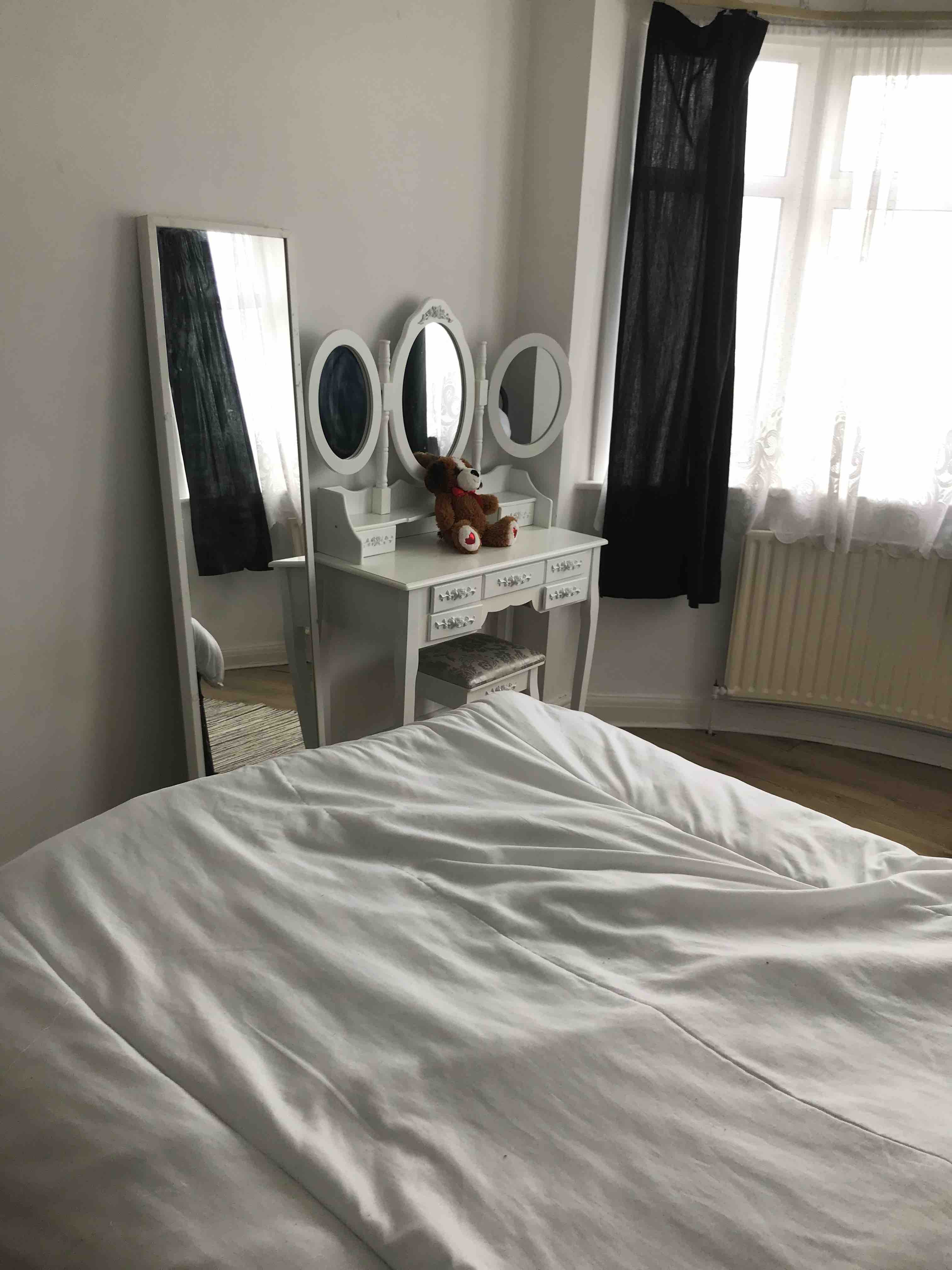 1 RoomsLocal image