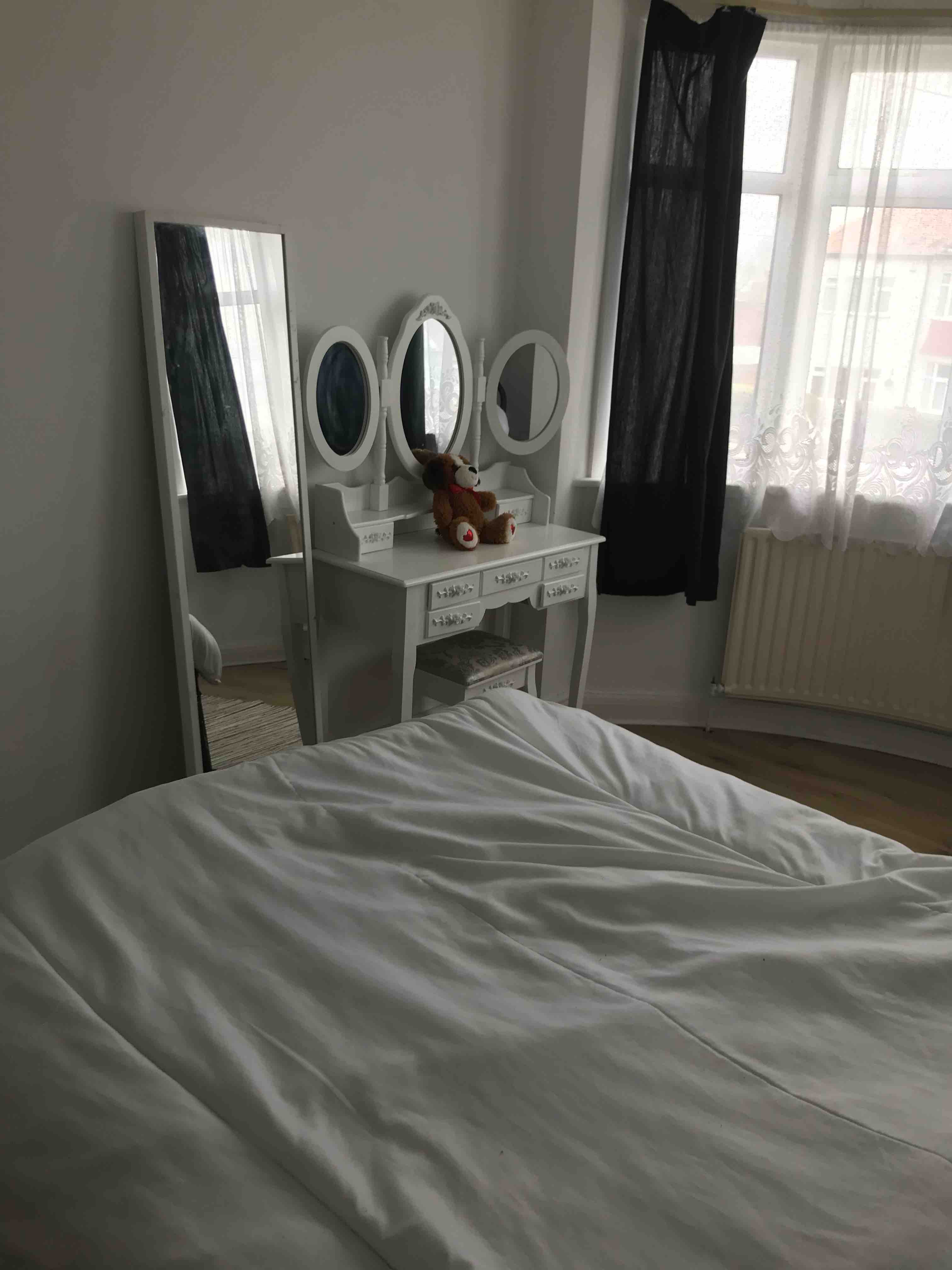 1 RoomsLocal image
