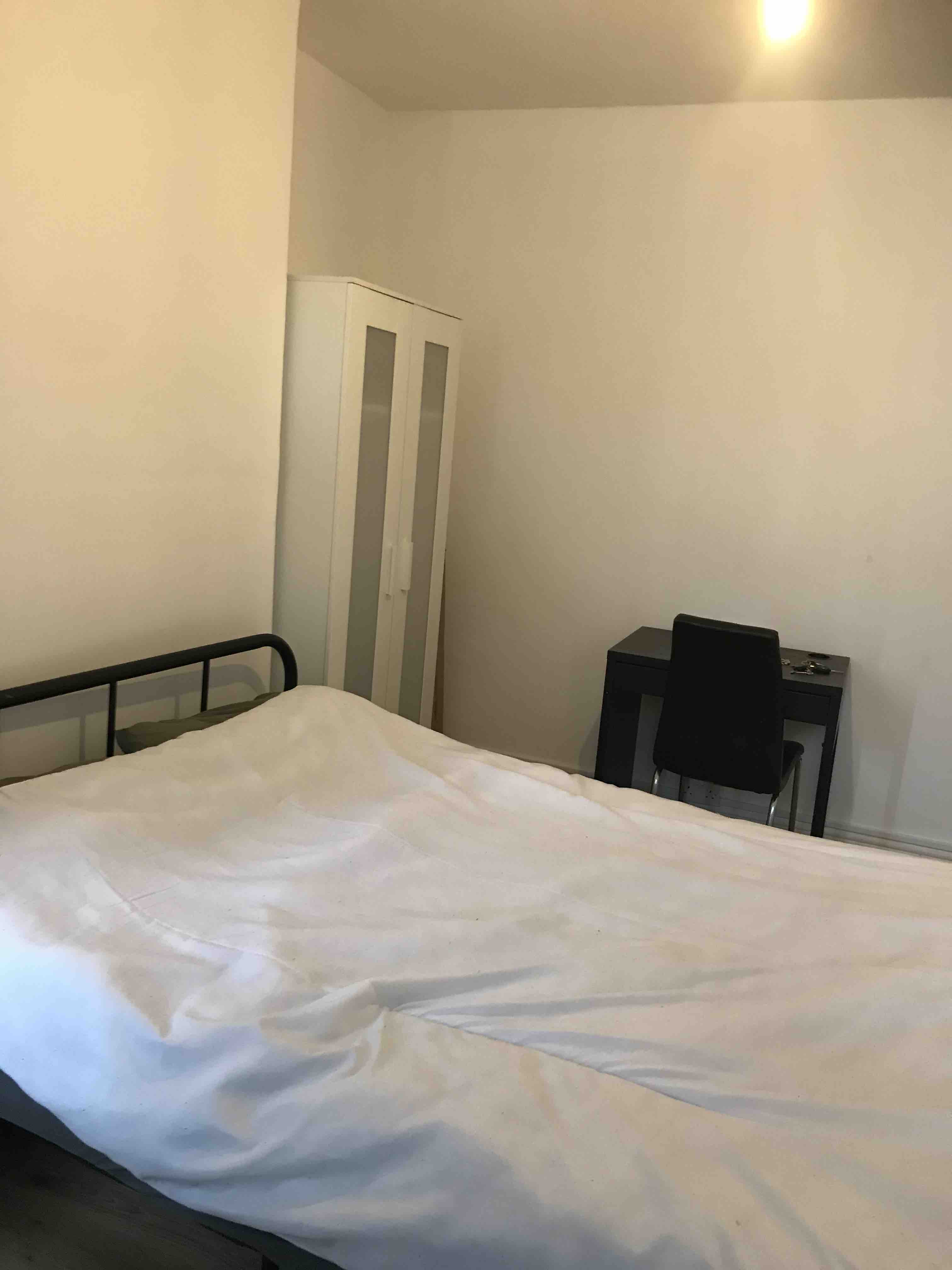 1 RoomsLocal image