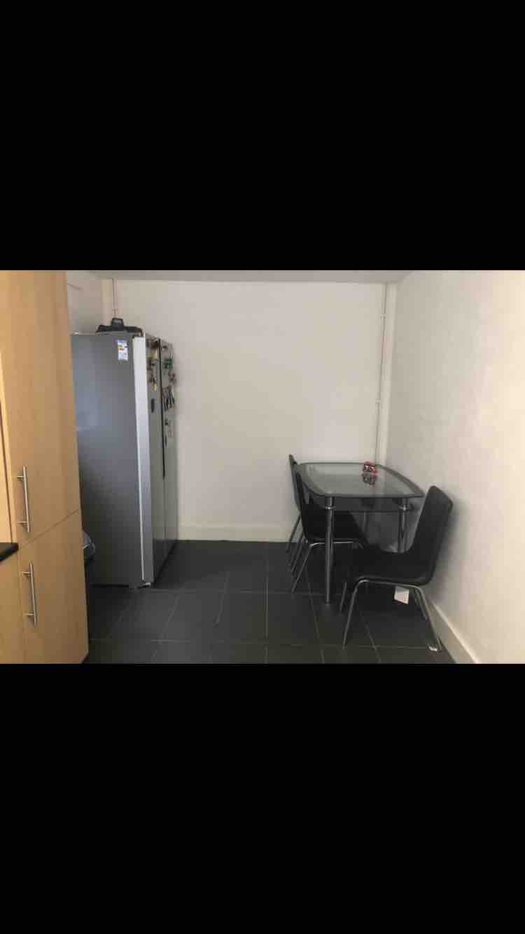 1 Bedroom west Drayton £600 Month RoomsLocal image