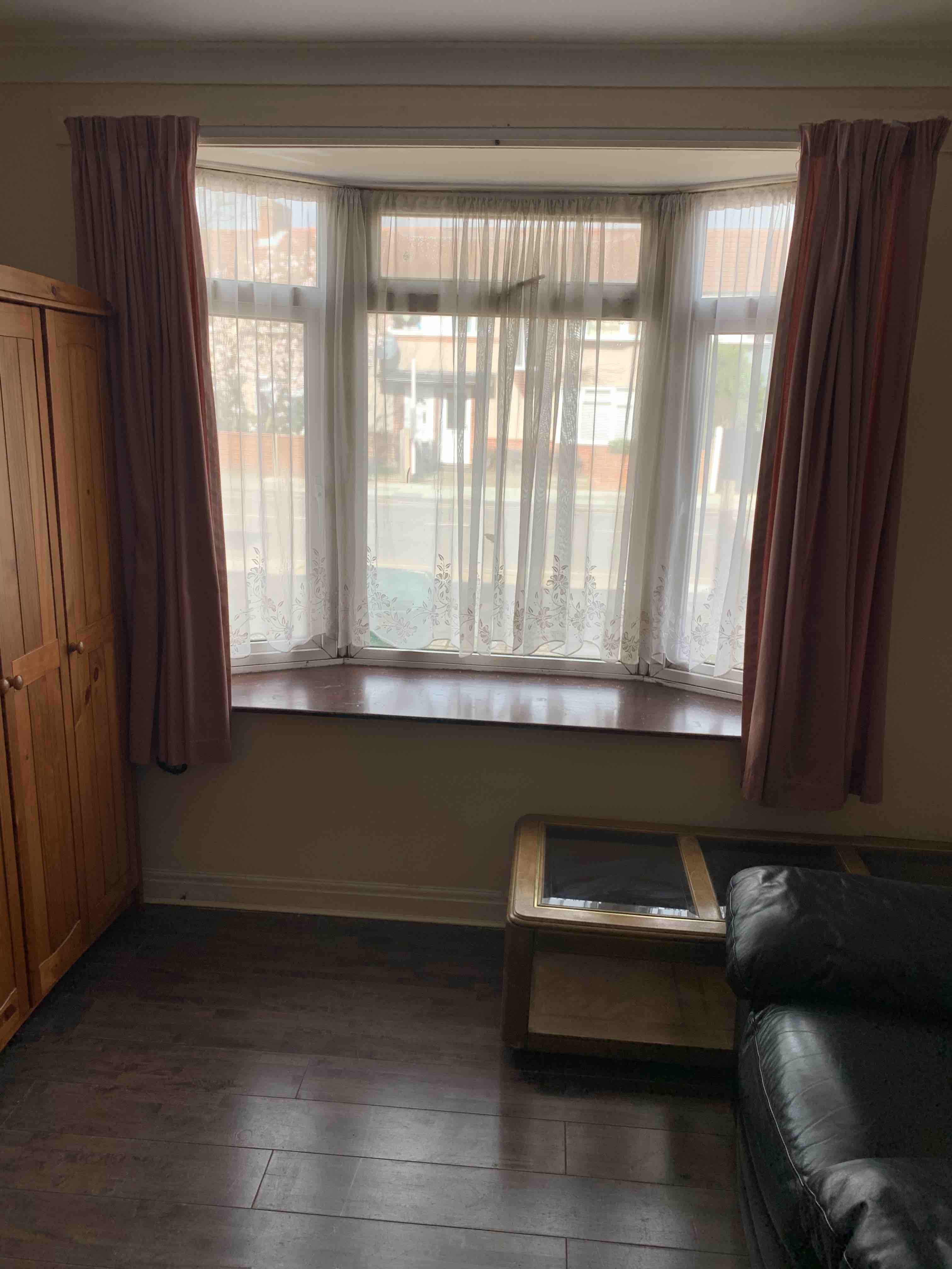 Double bedroom in Twickenham RoomsLocal image
