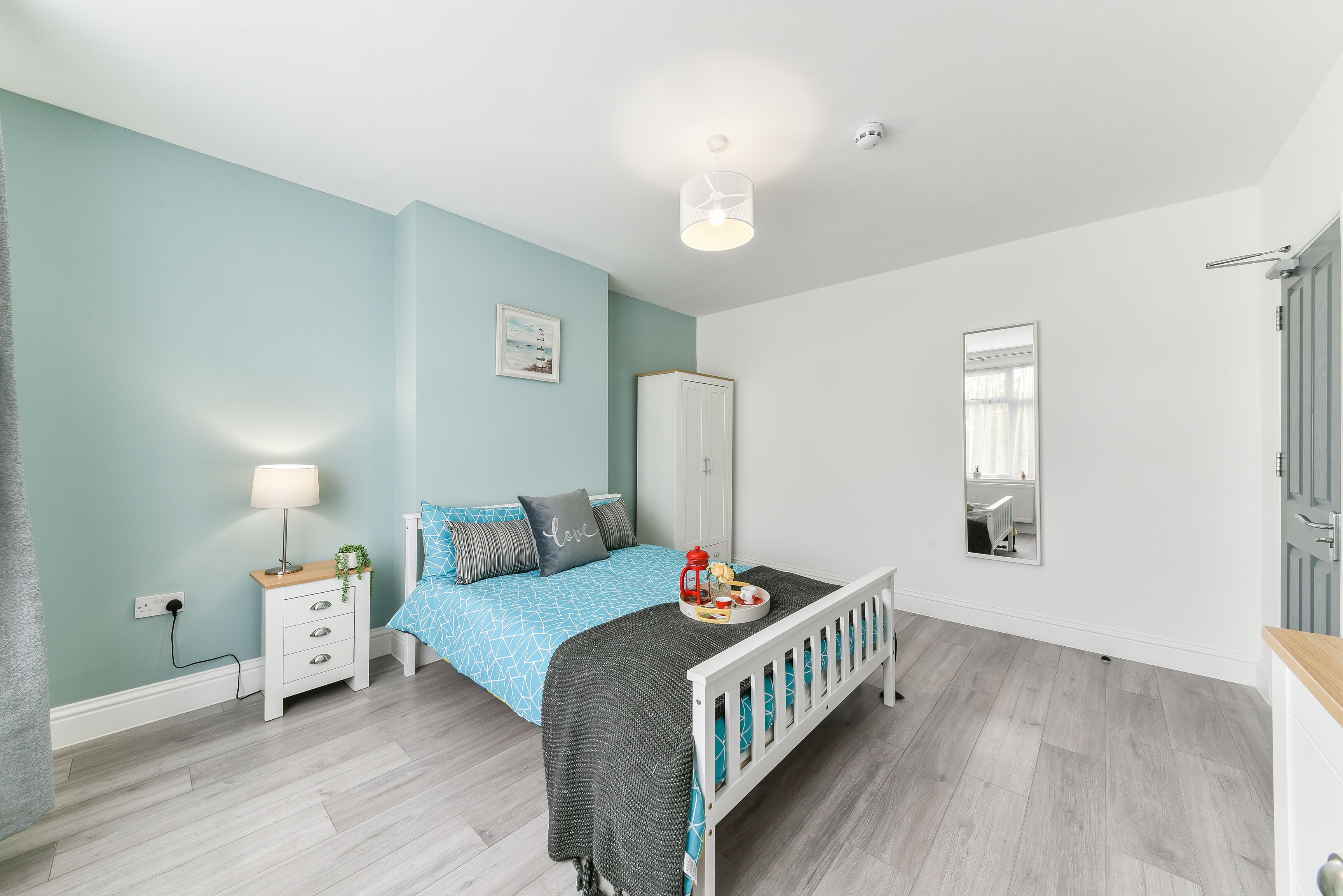 Great Double Room With En-Suite!!! RoomsLocal image
