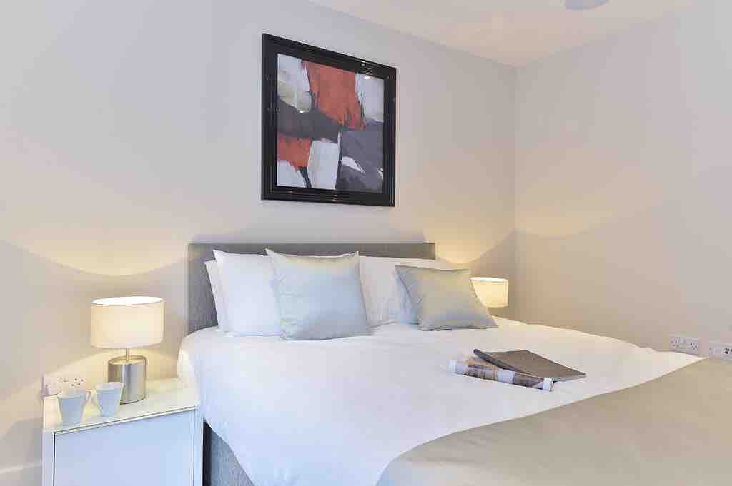 DOUBLE ROOM NEAR CANNING TOWN STATION image