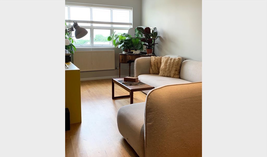Large Double in Converted Textile factory in Dalston E8 RoomsLocal image
