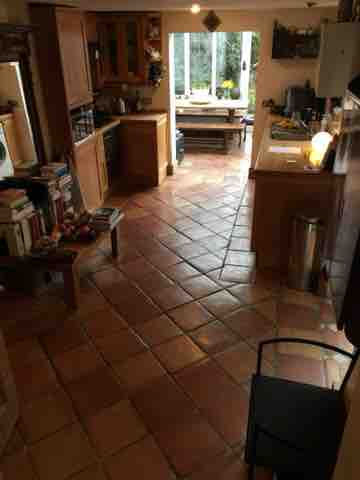 Mon-Fri room + private shower & shared garden RoomsLocal image