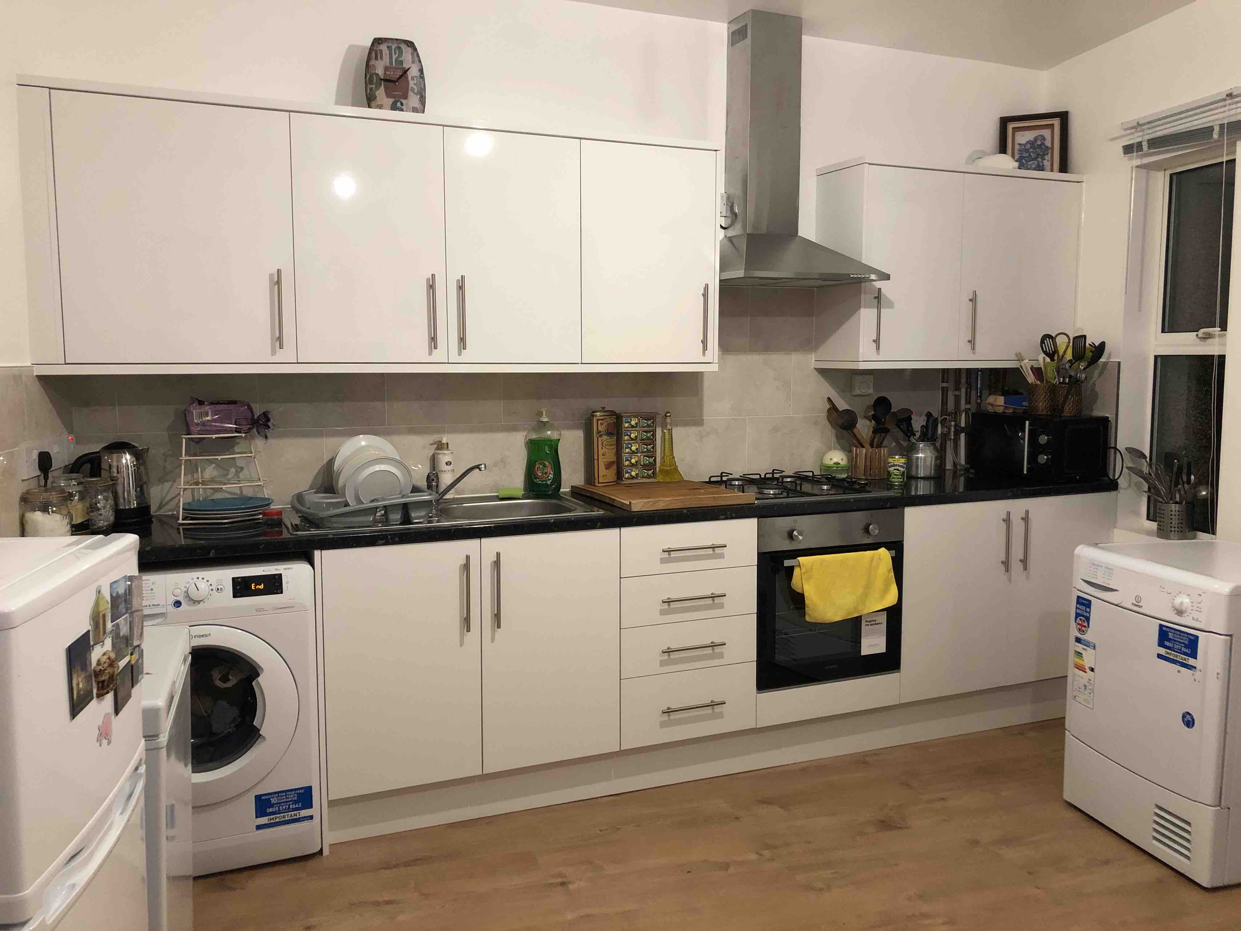 1 bedroom in Shared flat RoomsLocal image