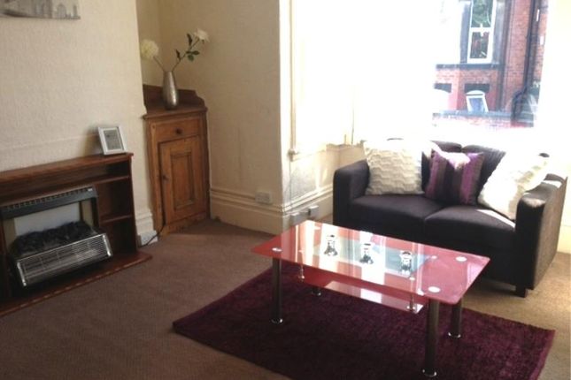 FLEXIBLE ONE BEDROOM FLAT IN BIRMINGHAM, Bath RoomsLocal image