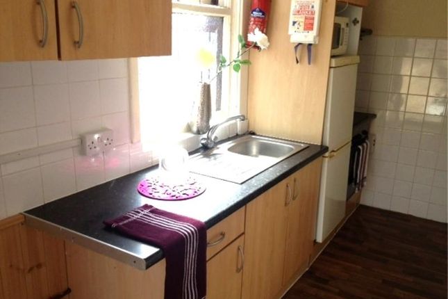 FLEXIBLE ONE BEDROOM FLAT IN BIRMINGHAM, Bath RoomsLocal image