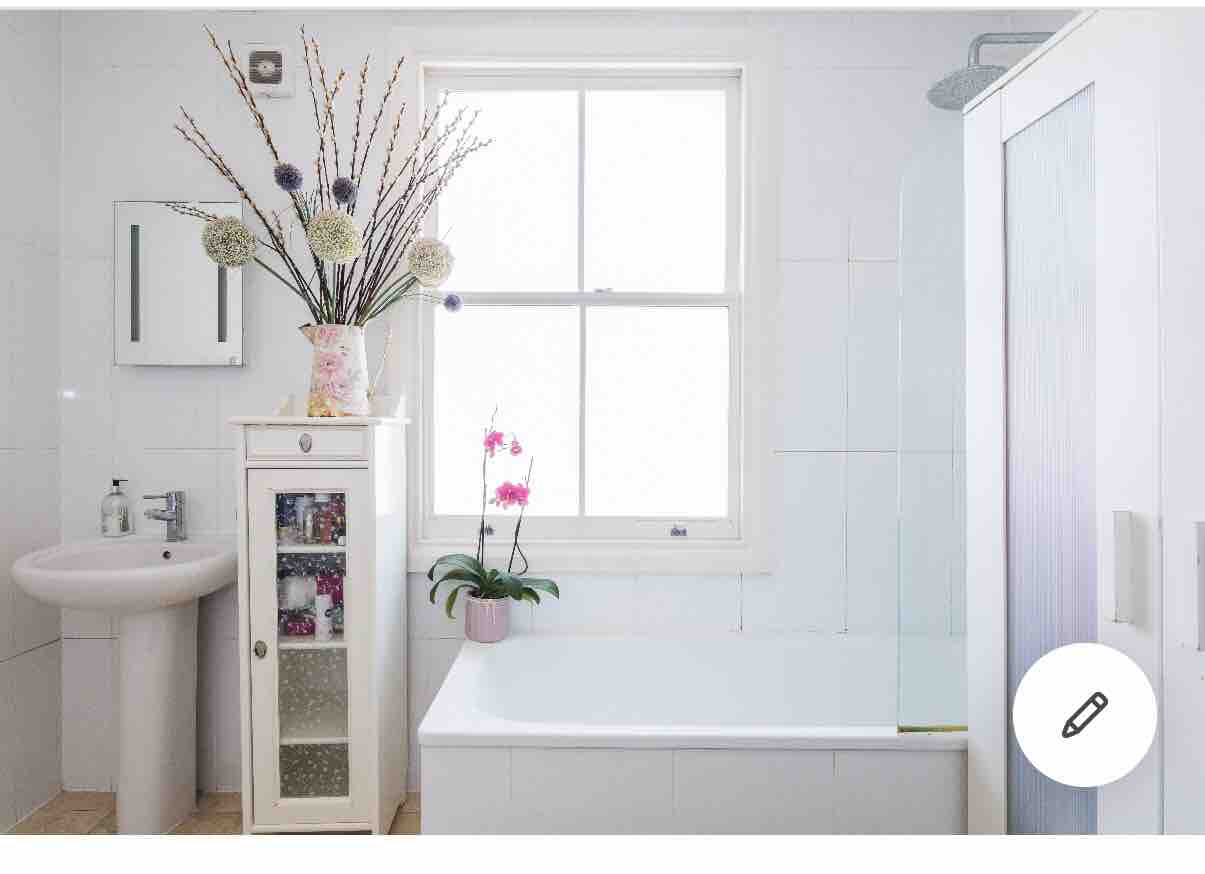 Double bedroom RoomsLocal image