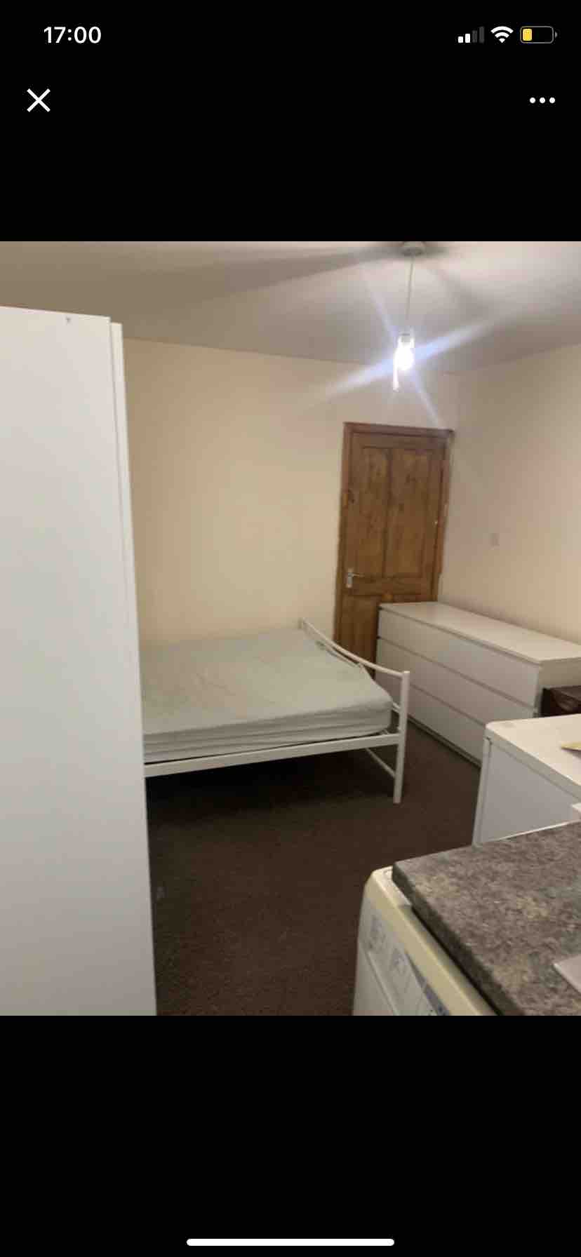bedsit RoomsLocal image