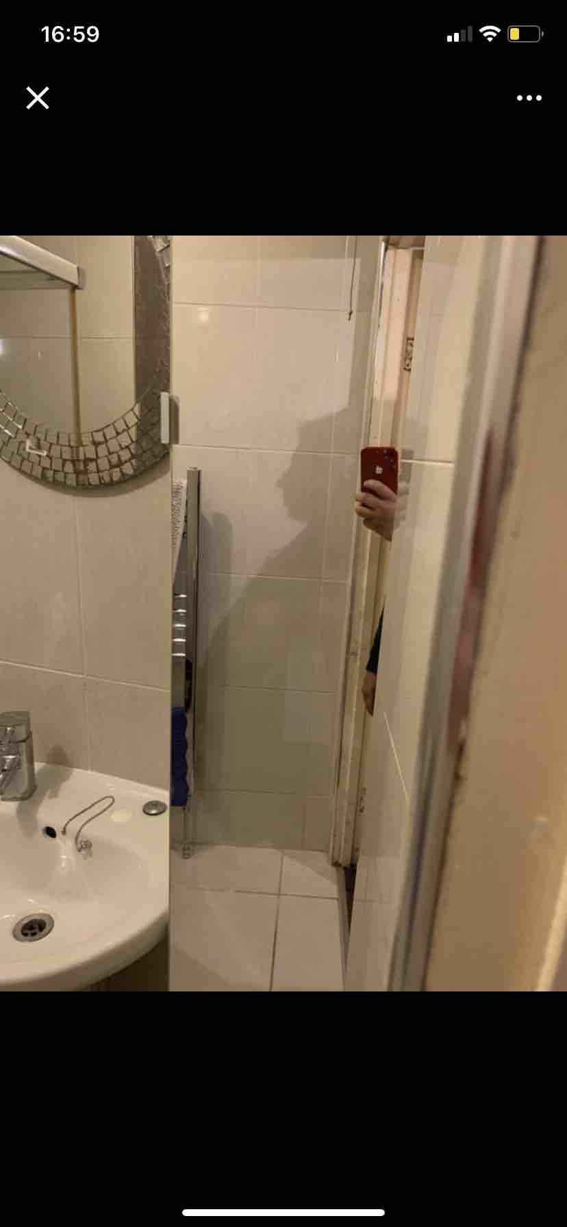 bedsit RoomsLocal image