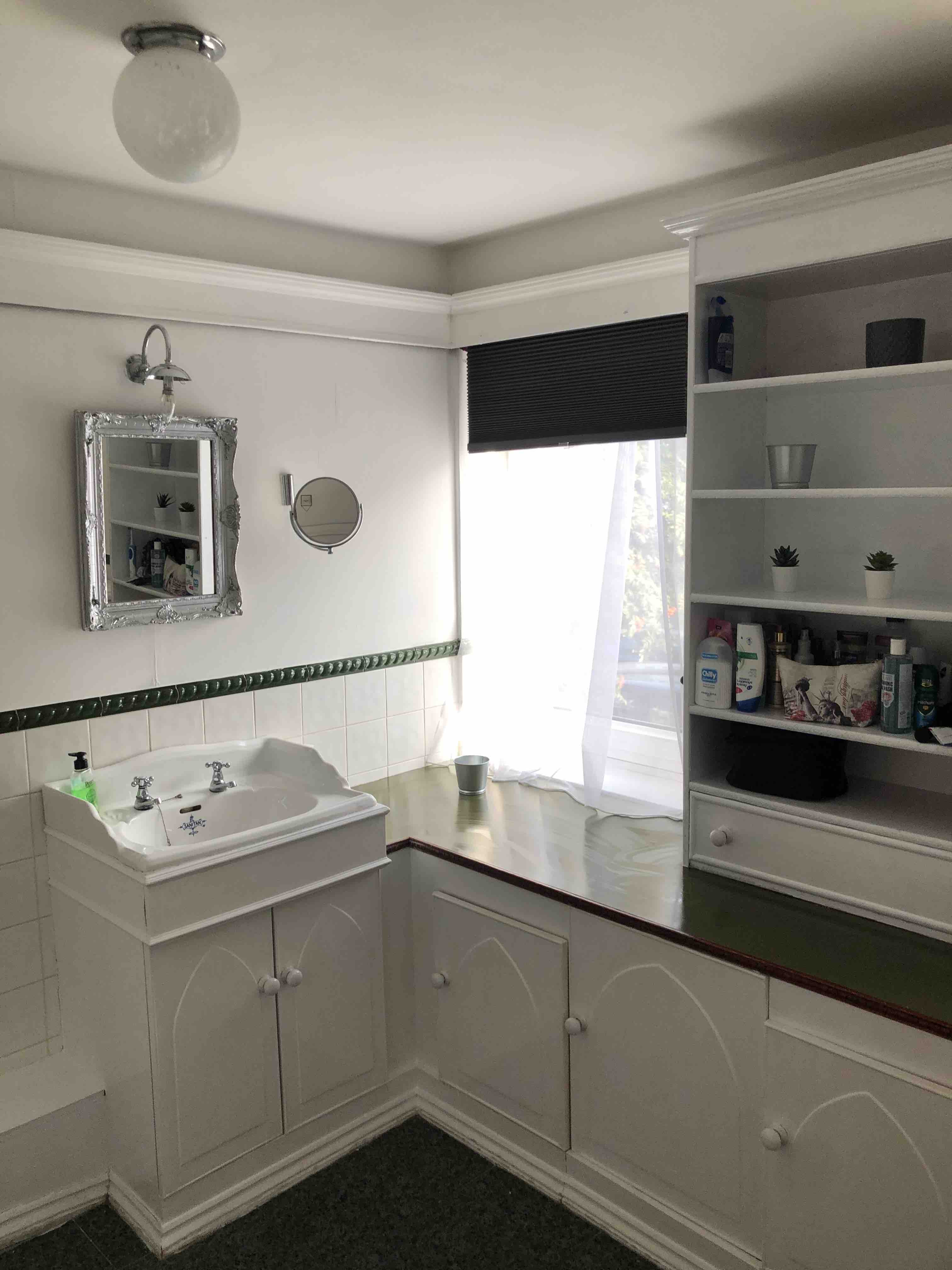 1 Bedroom RoomsLocal image