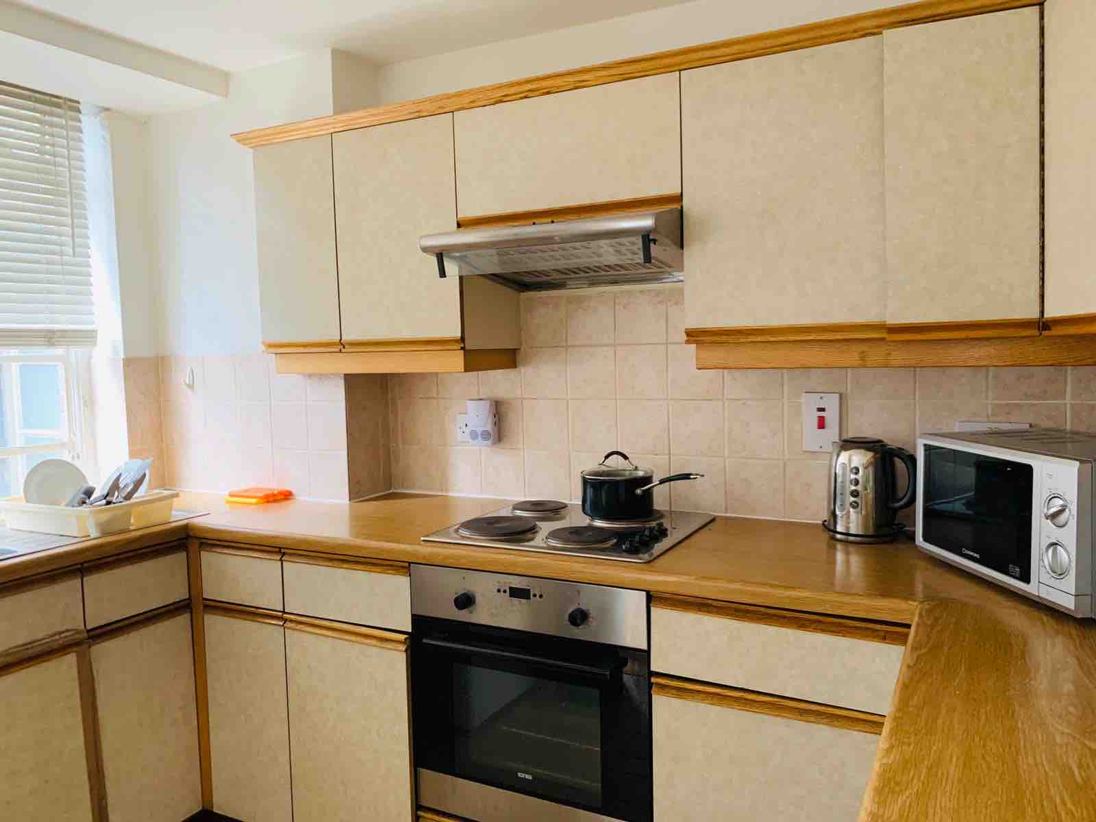 1 bed flat RoomsLocal image