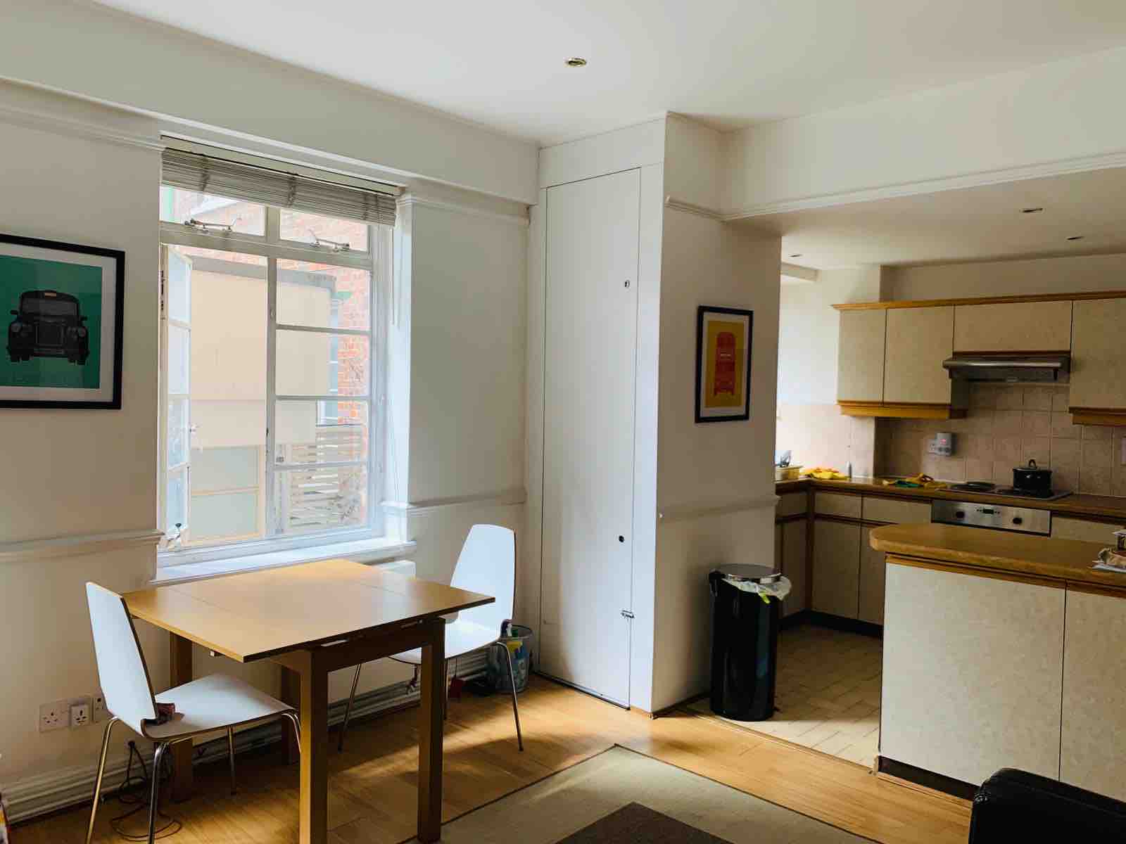 1 bed flat RoomsLocal image