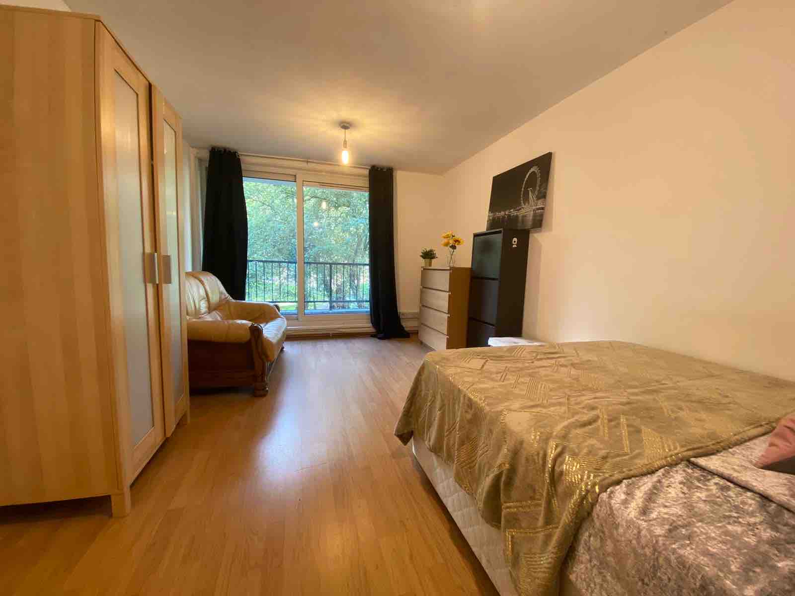  RoomsLocal image