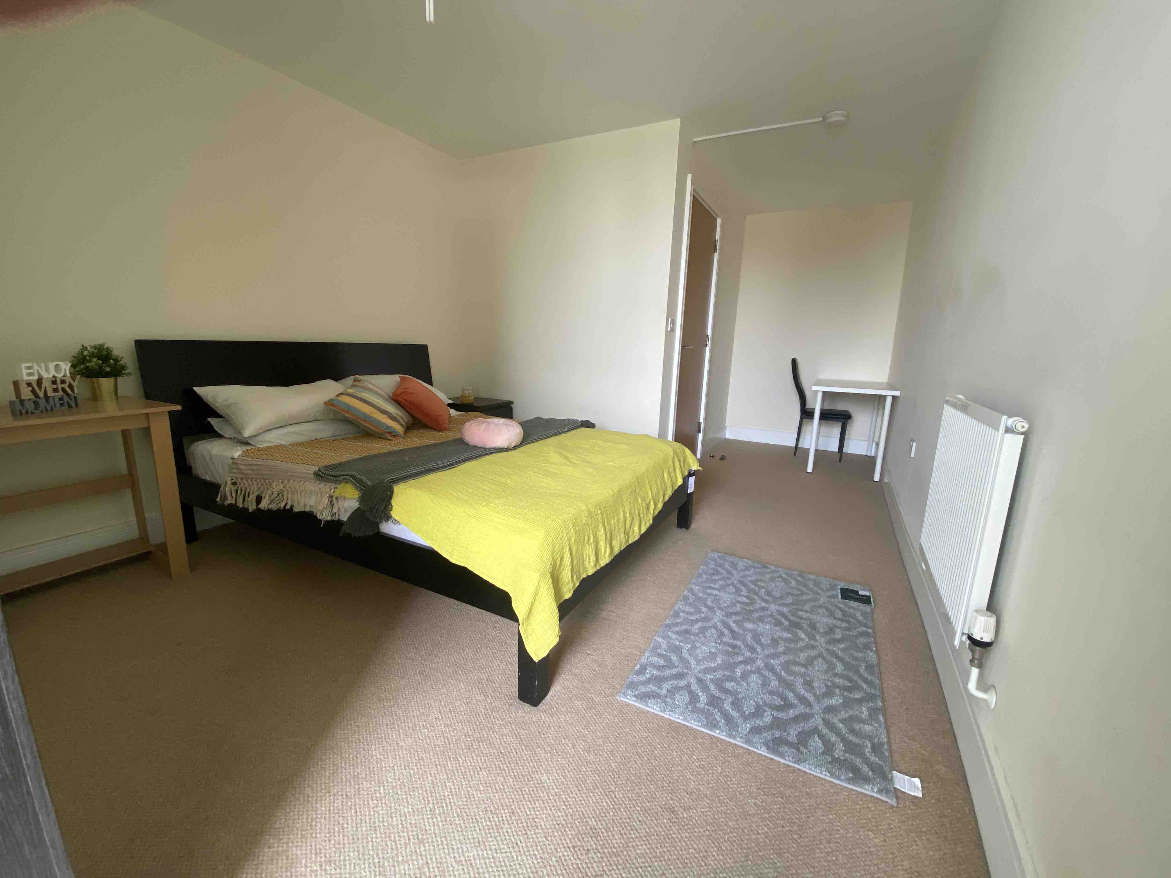  RoomsLocal image