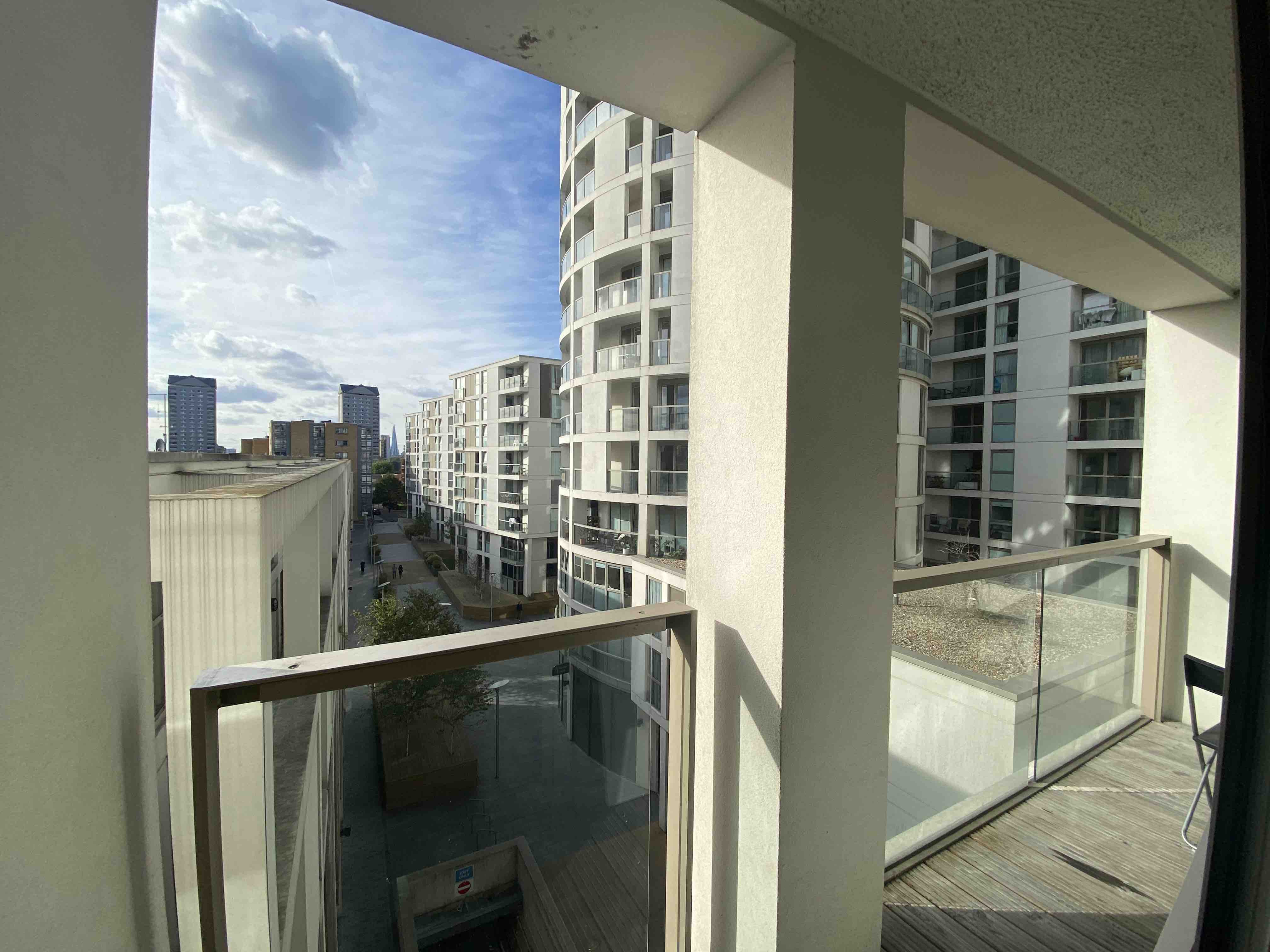  RoomsLocal image