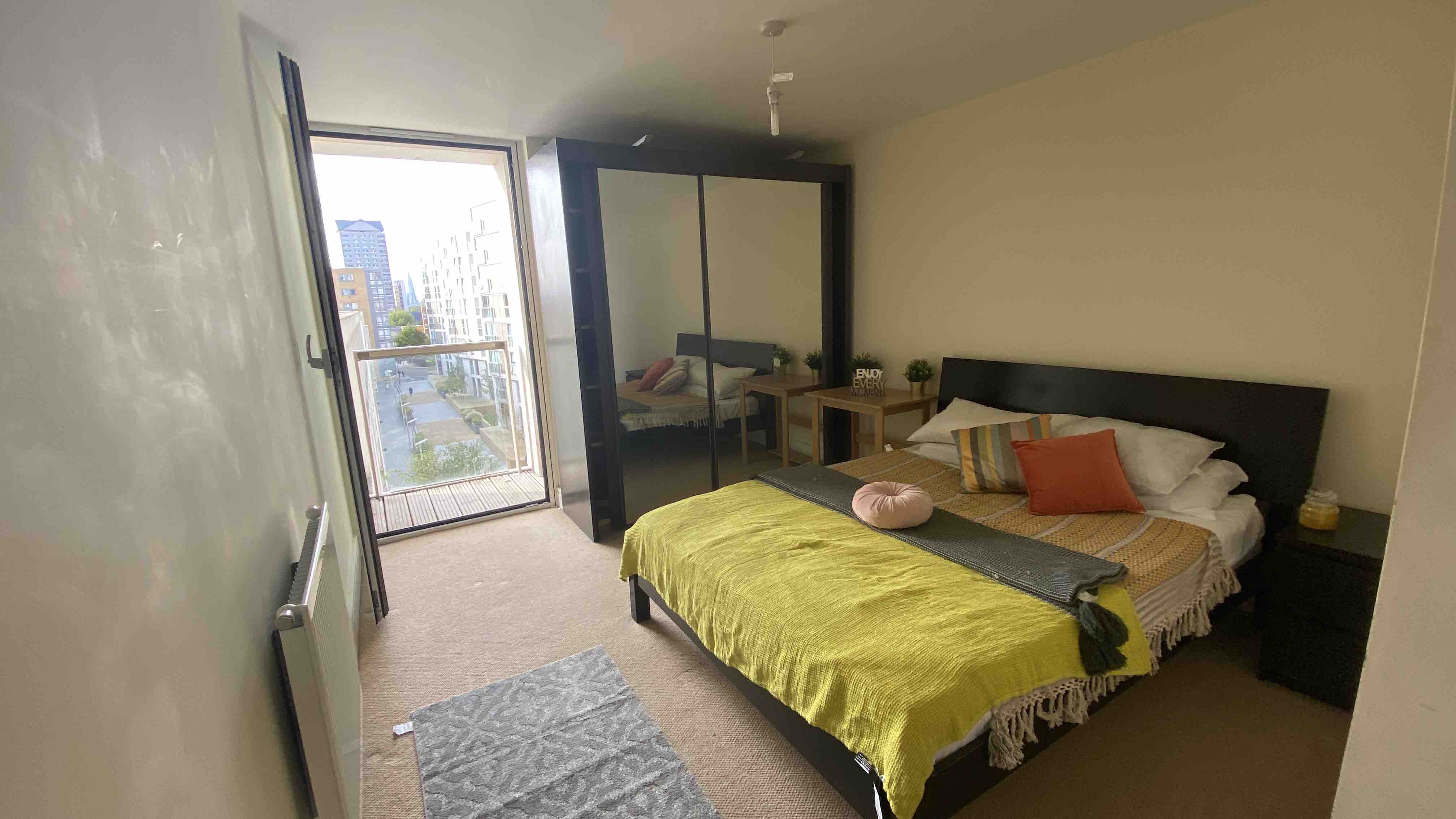  RoomsLocal image