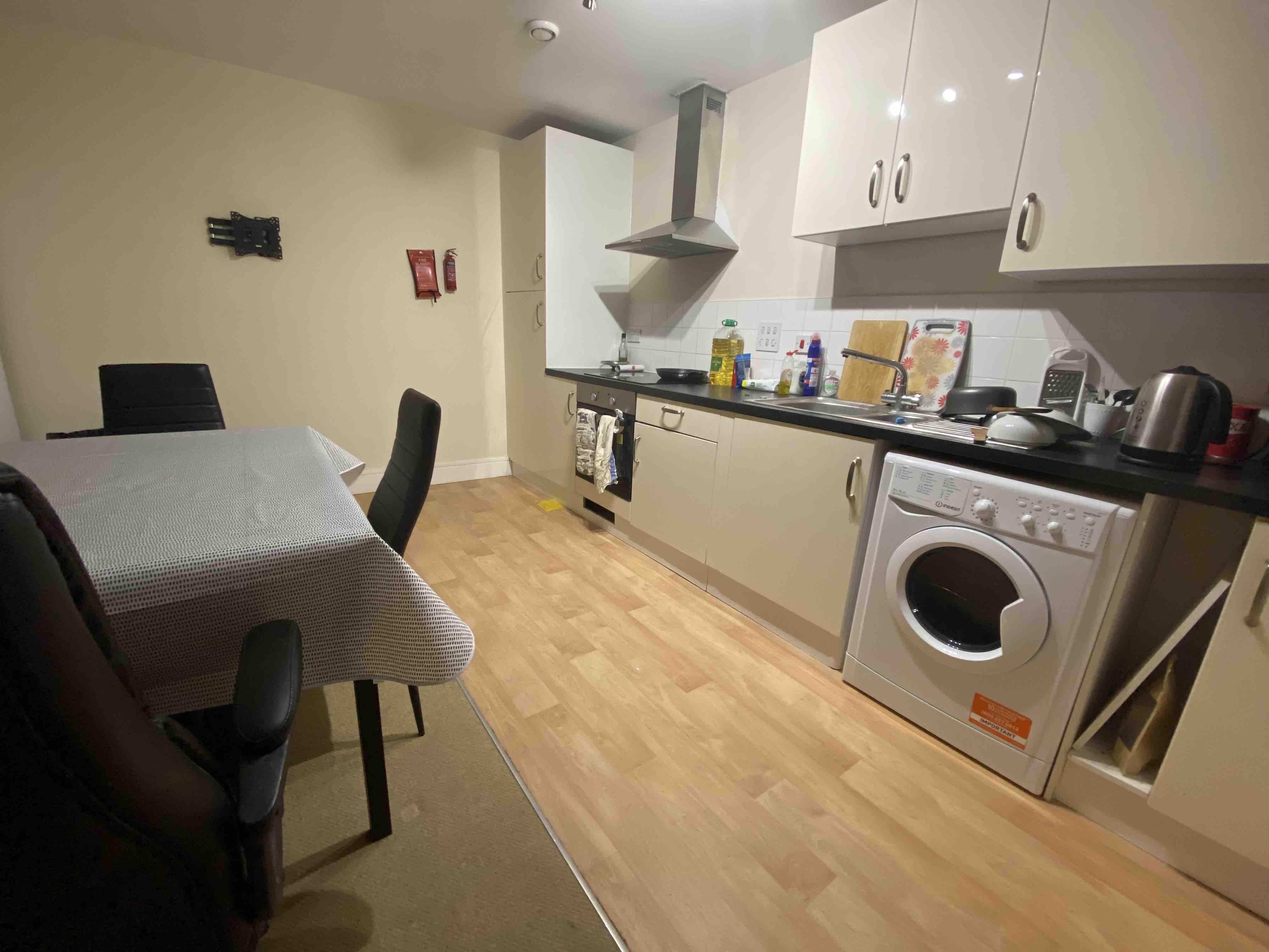  RoomsLocal image