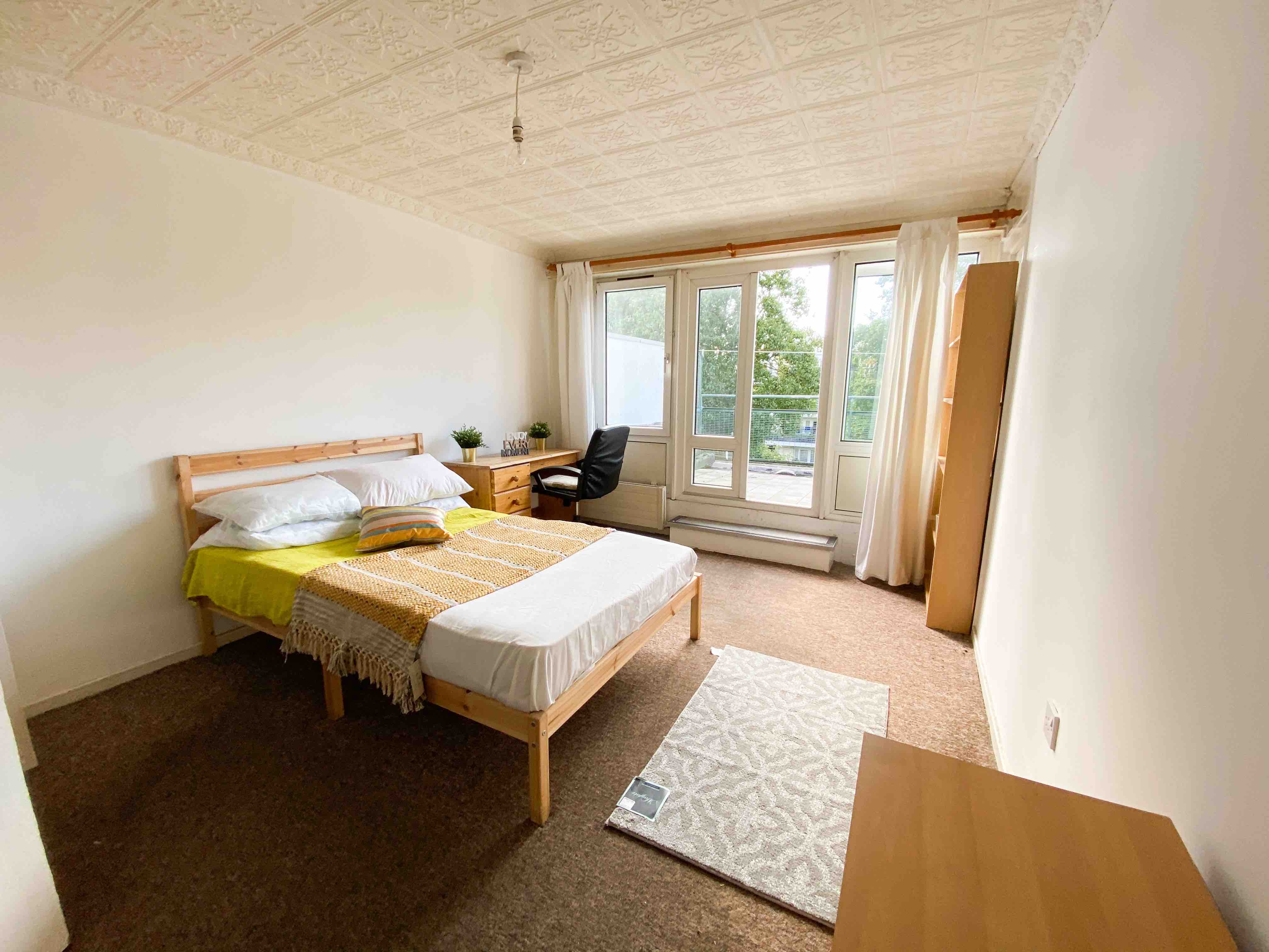  RoomsLocal image