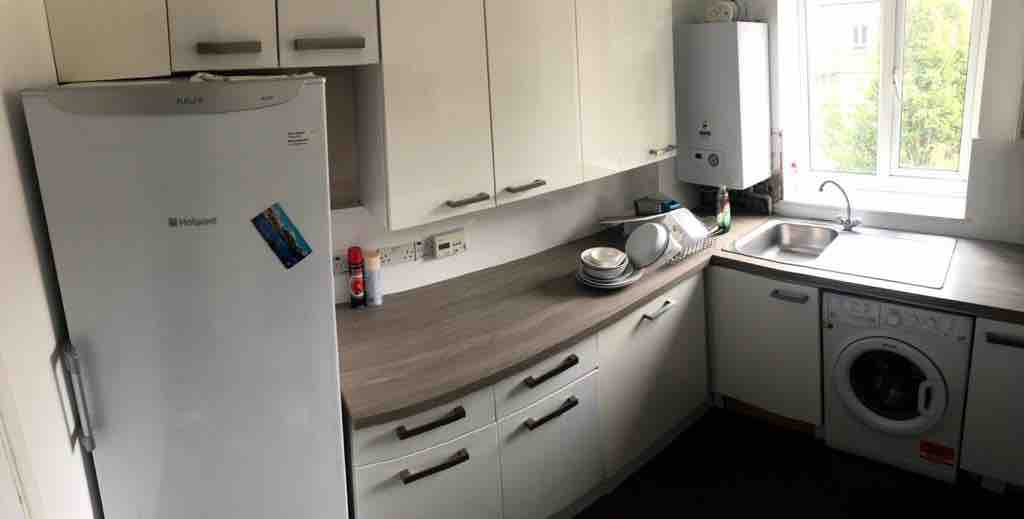 3 Bedroom Flat in Holloway RoomsLocal image