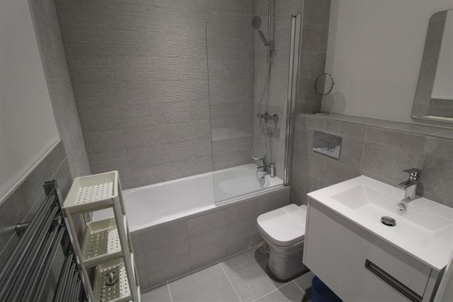 Double bedroom, Powis Road, Brighton RoomsLocal image