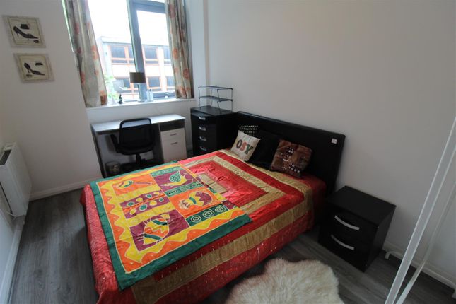 Double bedroom, Powis Road, Brighton RoomsLocal image