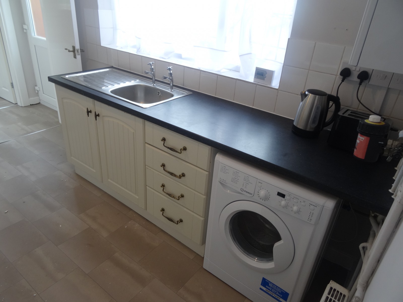 Spacious 1 bedroom to rent RoomsLocal image