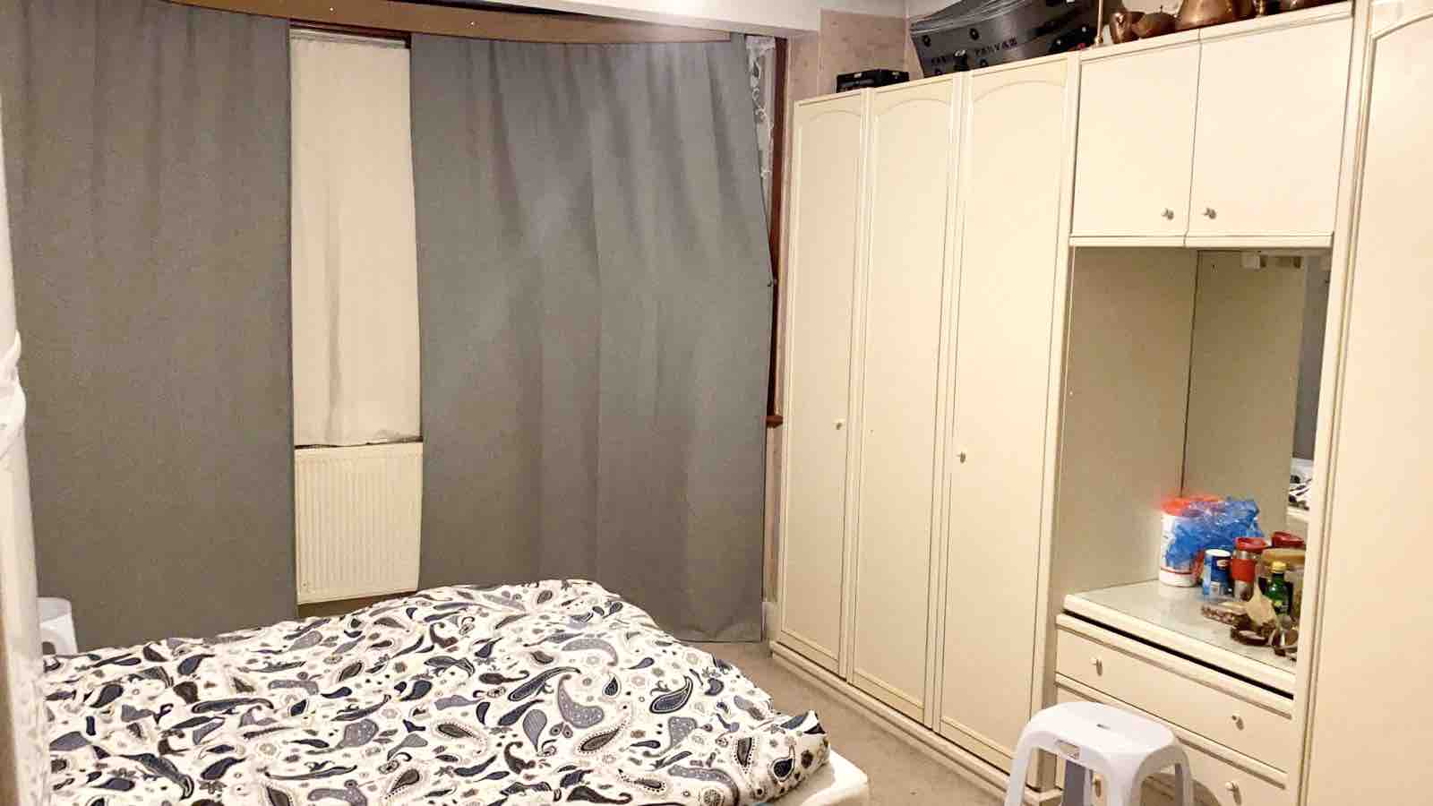 Suitable for students and employees RoomsLocal image