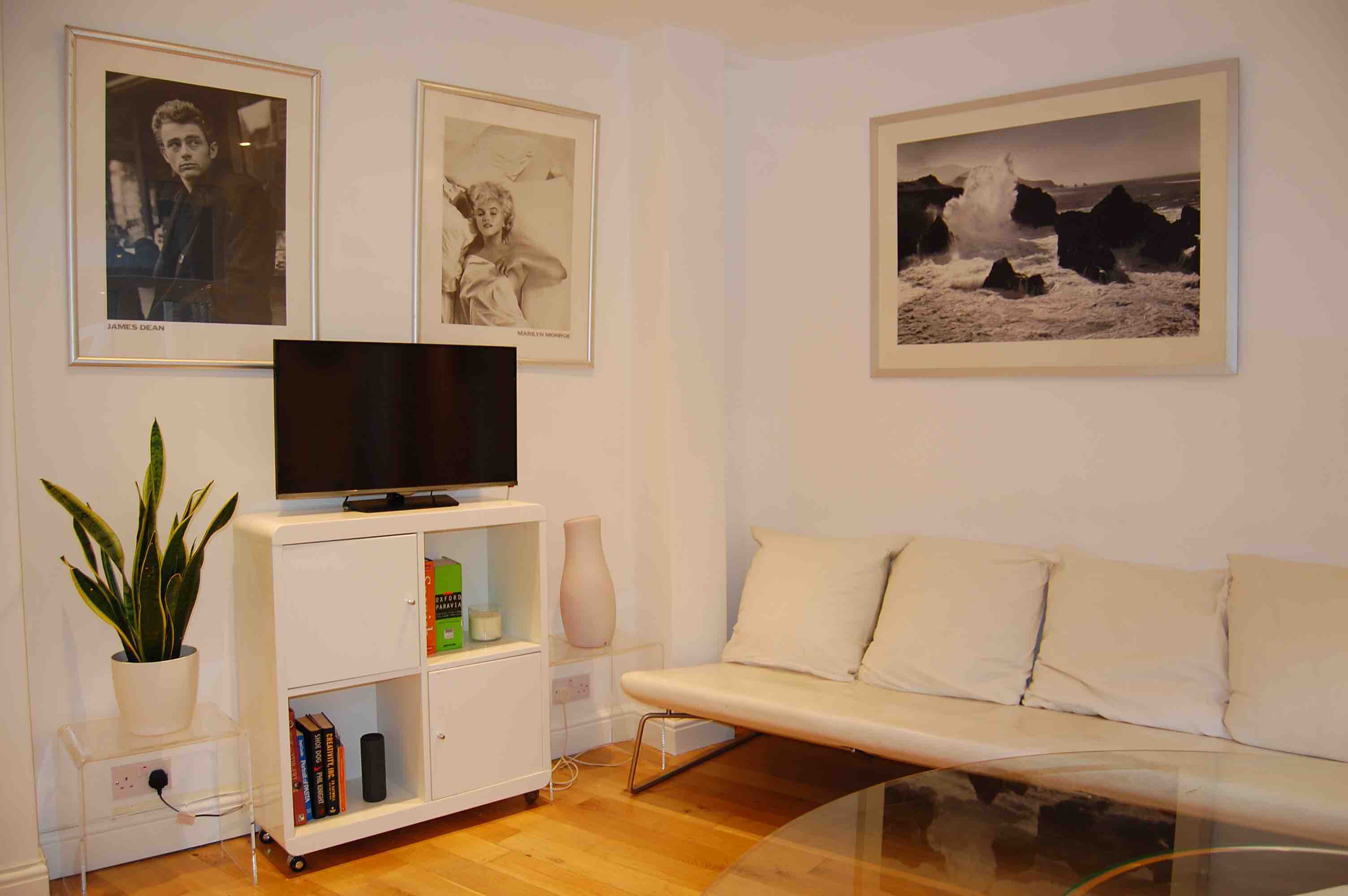  RoomsLocal image