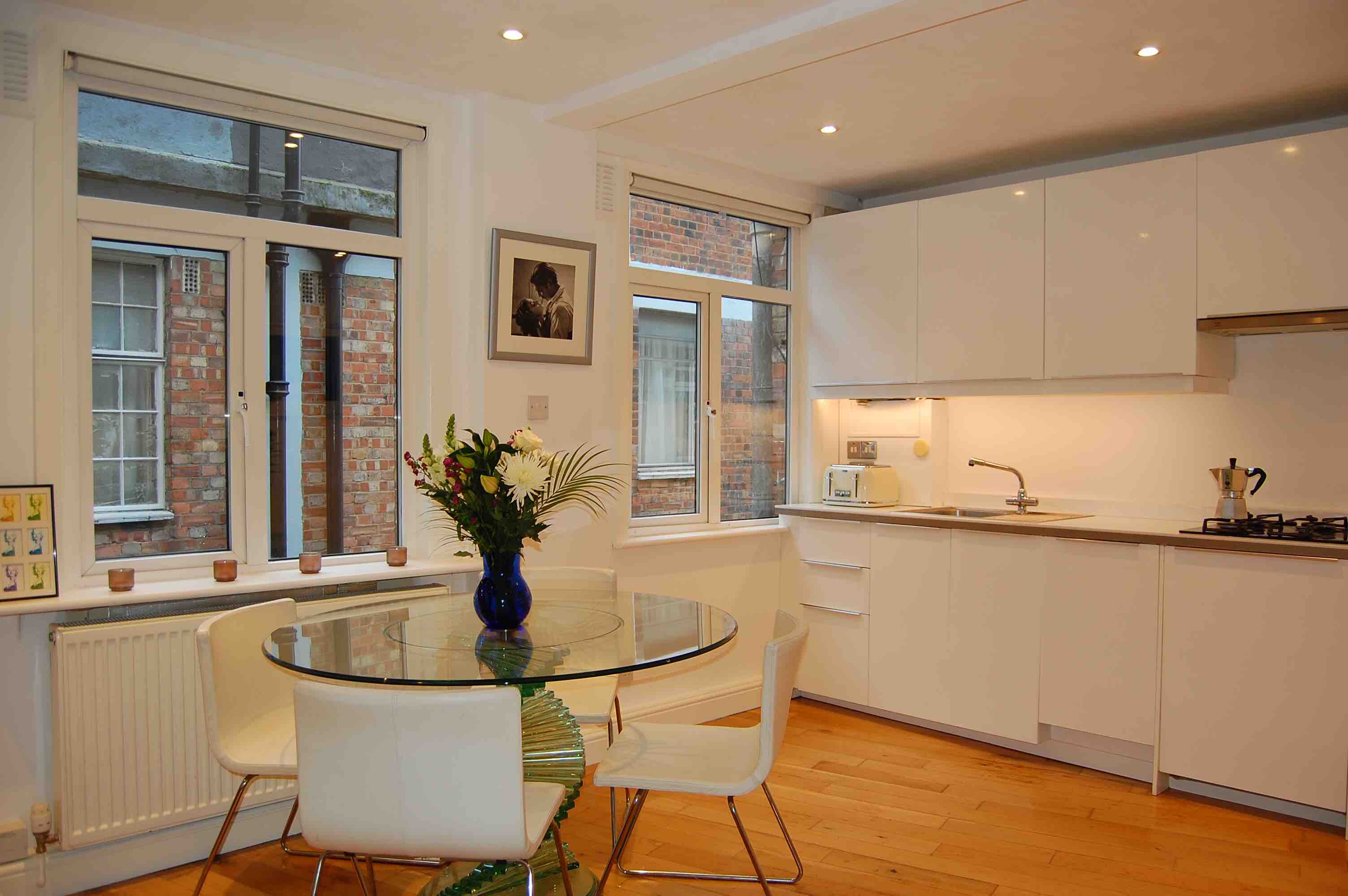  RoomsLocal image