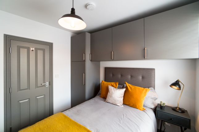 One bed furnished Flat in Milton road RoomsLocal image