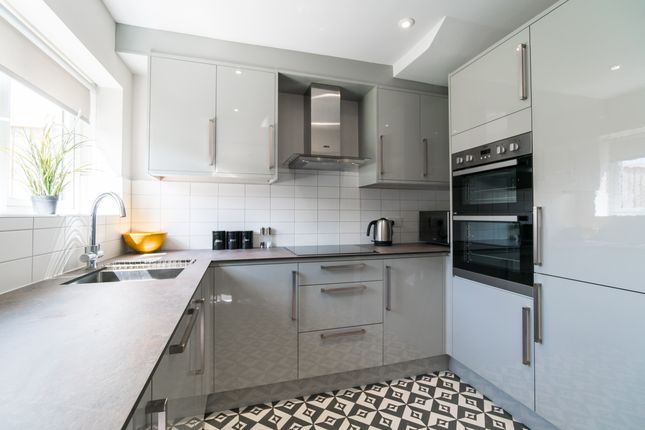 One bed furnished Flat in Milton road RoomsLocal image