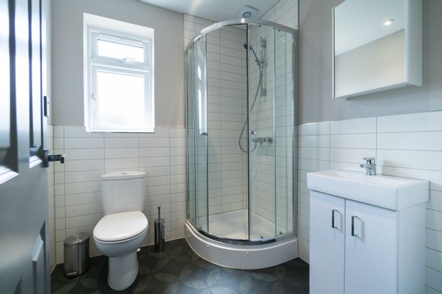 One bed furnished Flat in Milton road RoomsLocal image