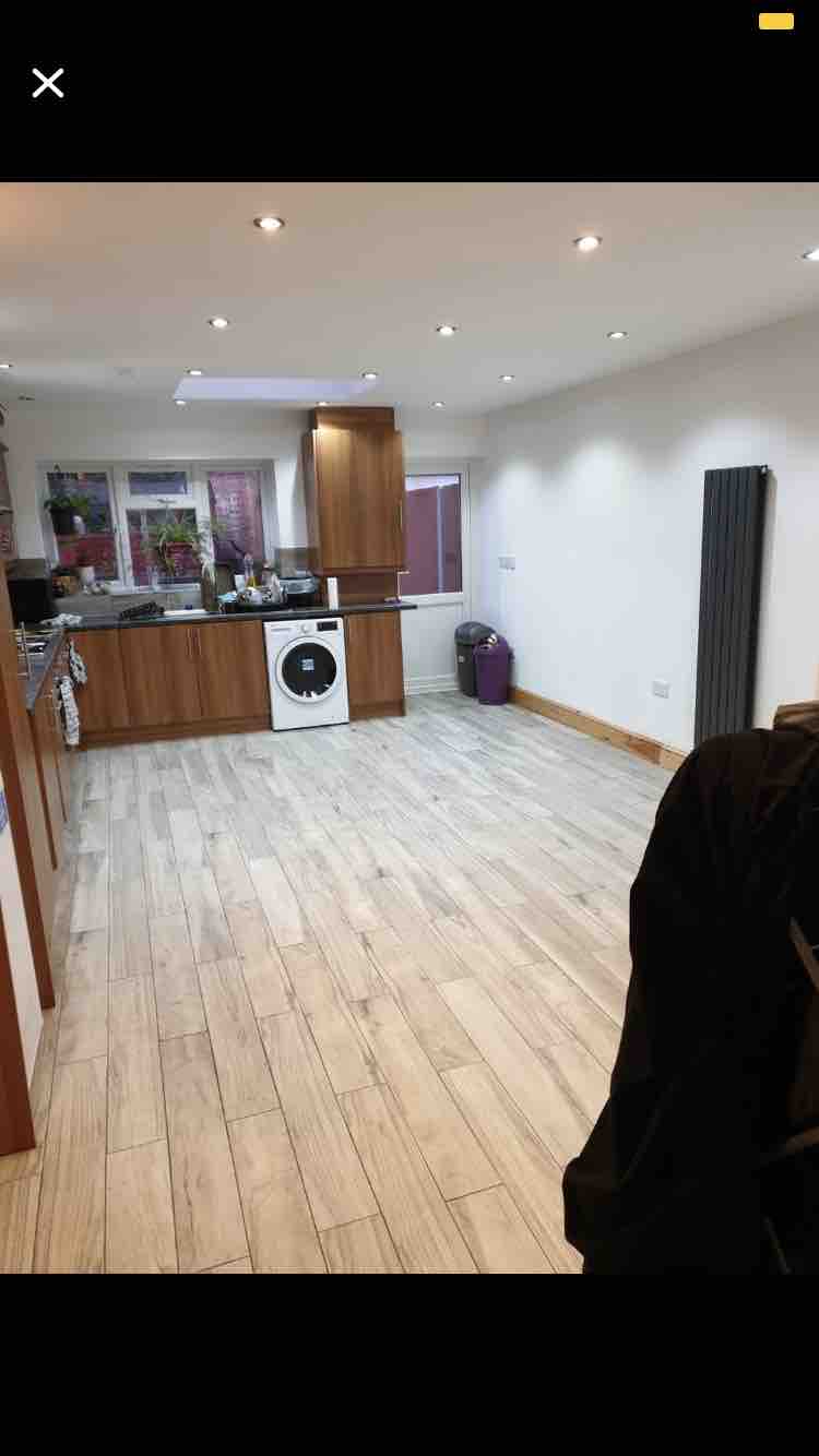  RoomsLocal image