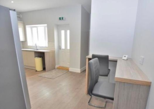 A newly renovated executive 1 Bed flat in Wolverhampton RoomsLocal image