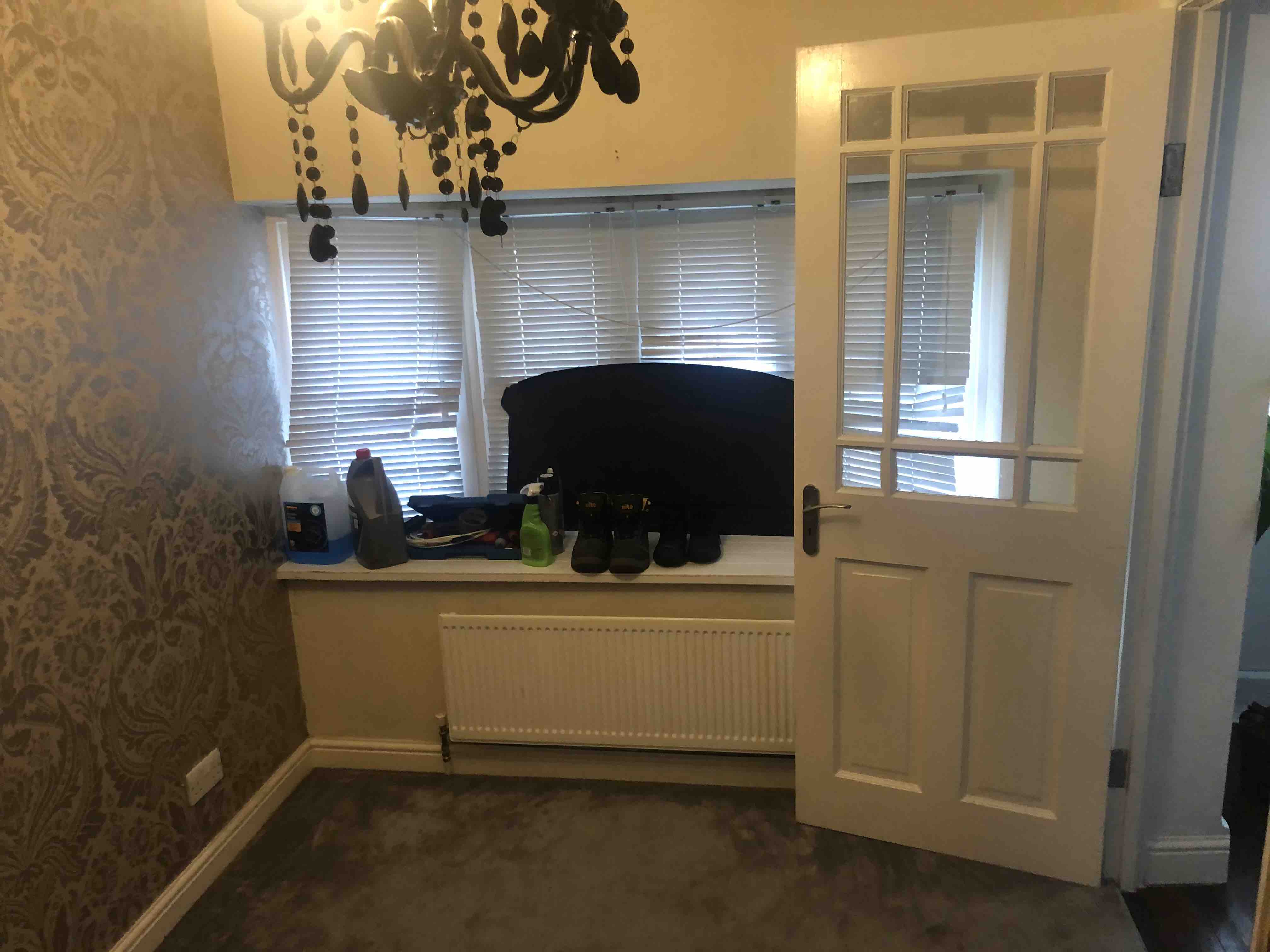 1 habitación en London, RM6 5TT RoomsLocal image