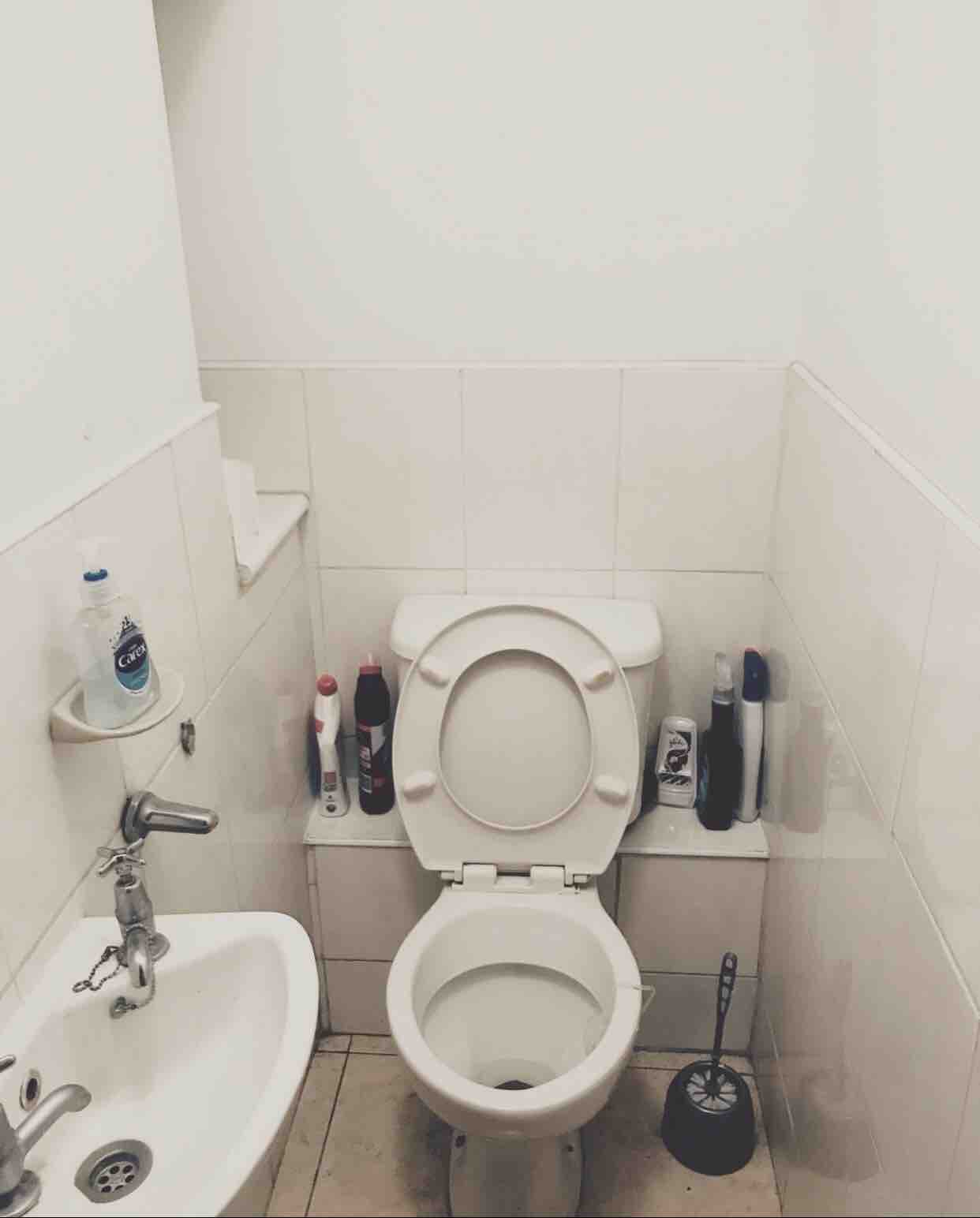 Single Room East Acton £120pw RoomsLocal image