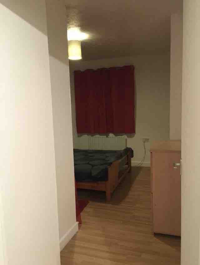 RoomsLocal image