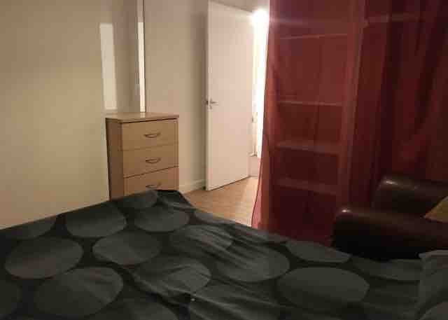  RoomsLocal image
