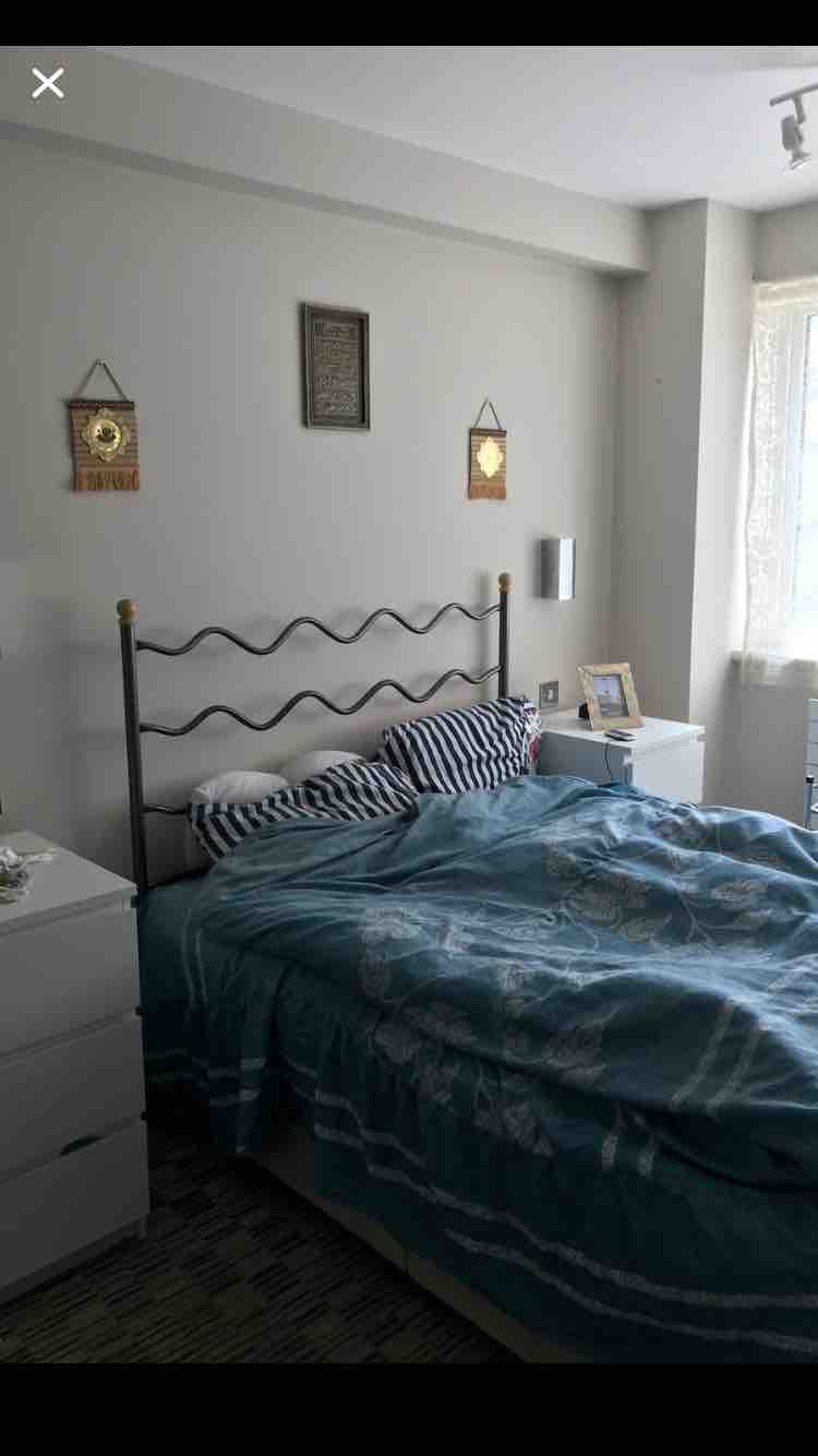 1 room RoomsLocal image